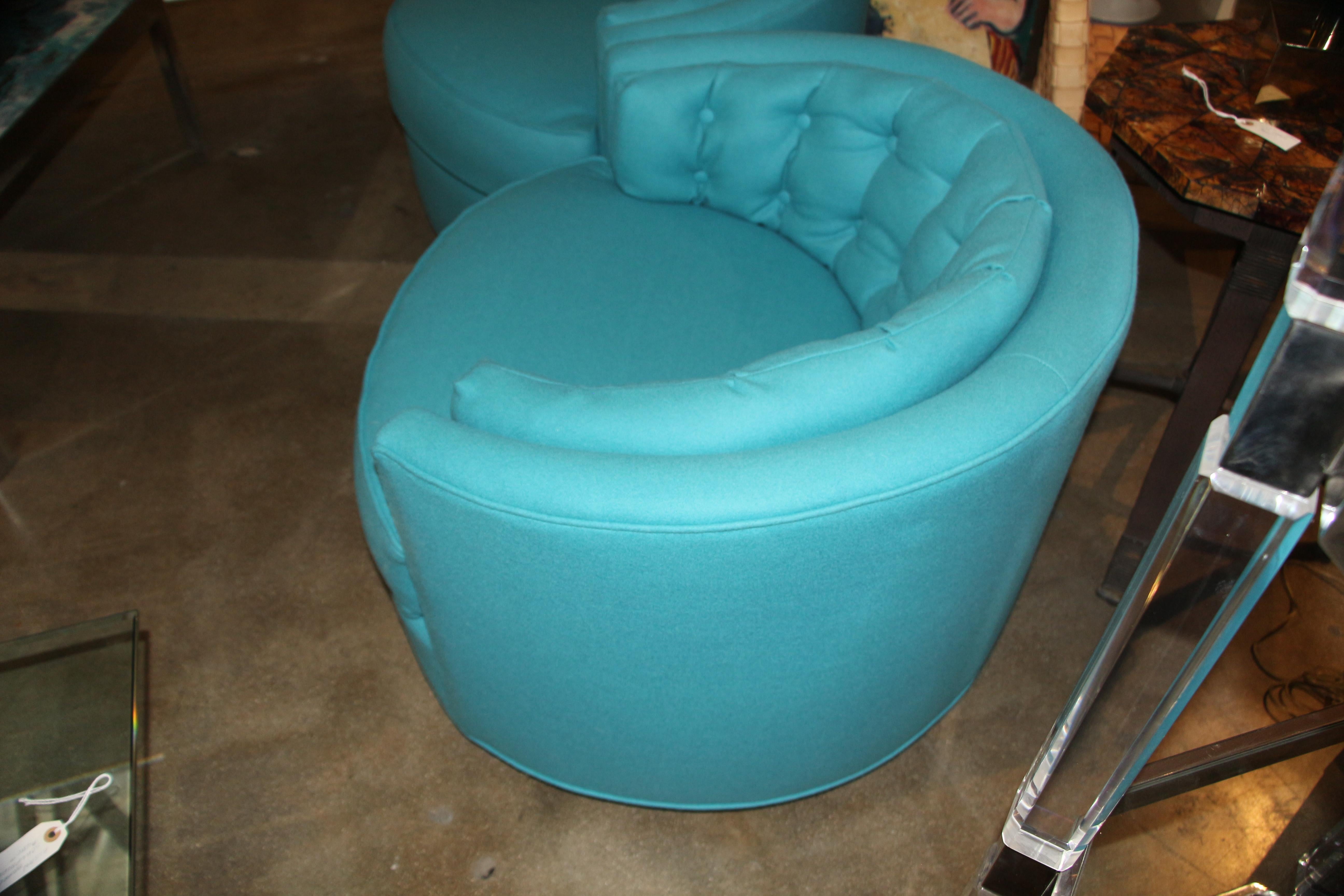 Machine-Made Swivel Lounge Club Chairs 