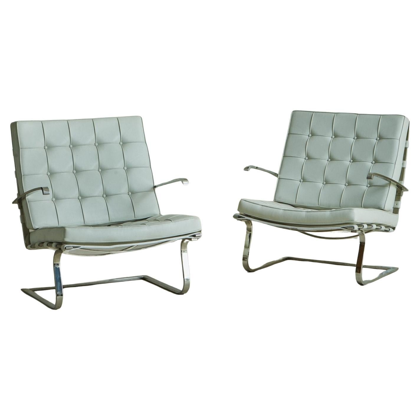 Pair of Tugendhat Chairs in White Leather by Mies Van Der Rohe, 1929 For Sale