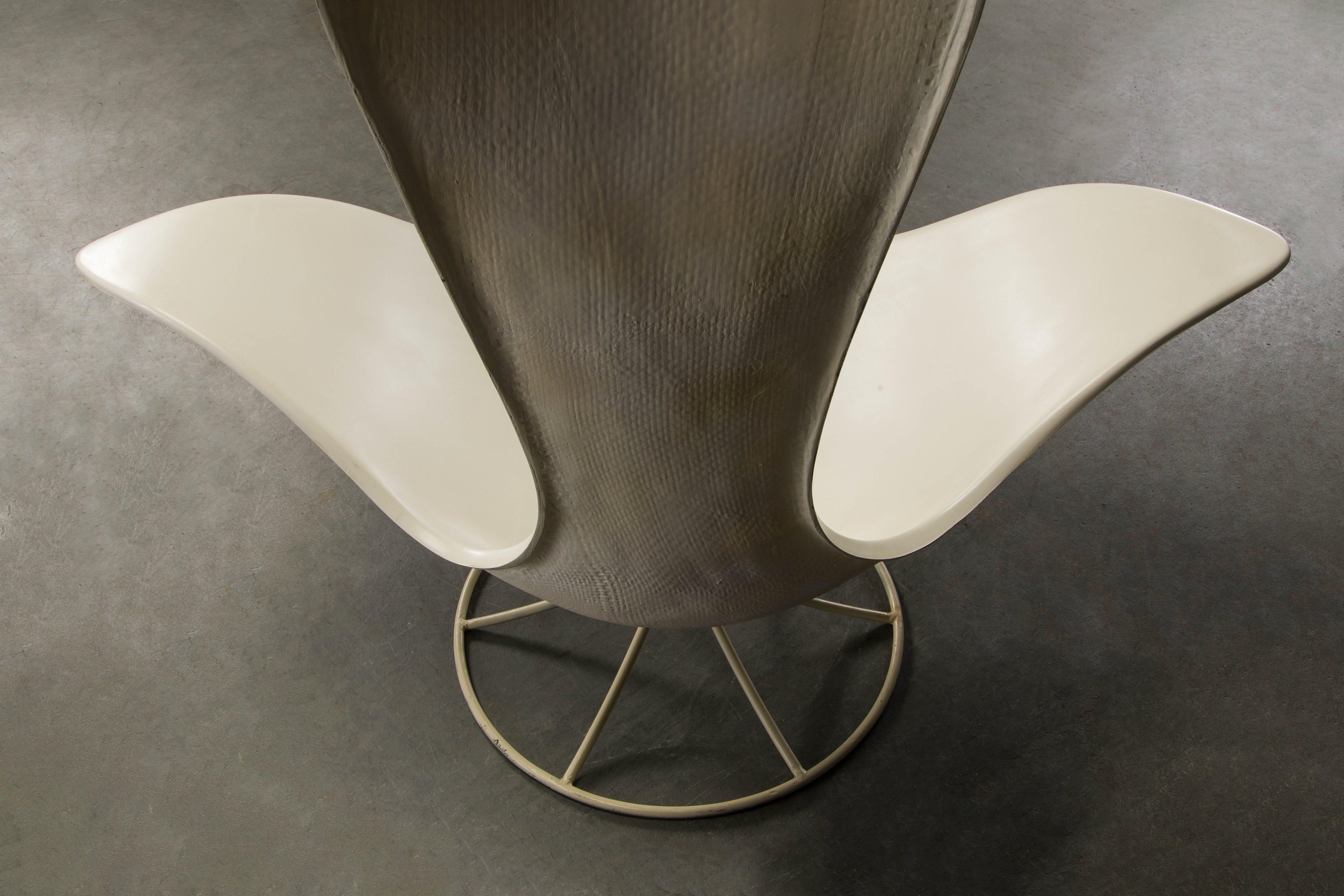Pair of Tulip Chairs by Erwine and Estelle Laverne for Laverne International For Sale 8