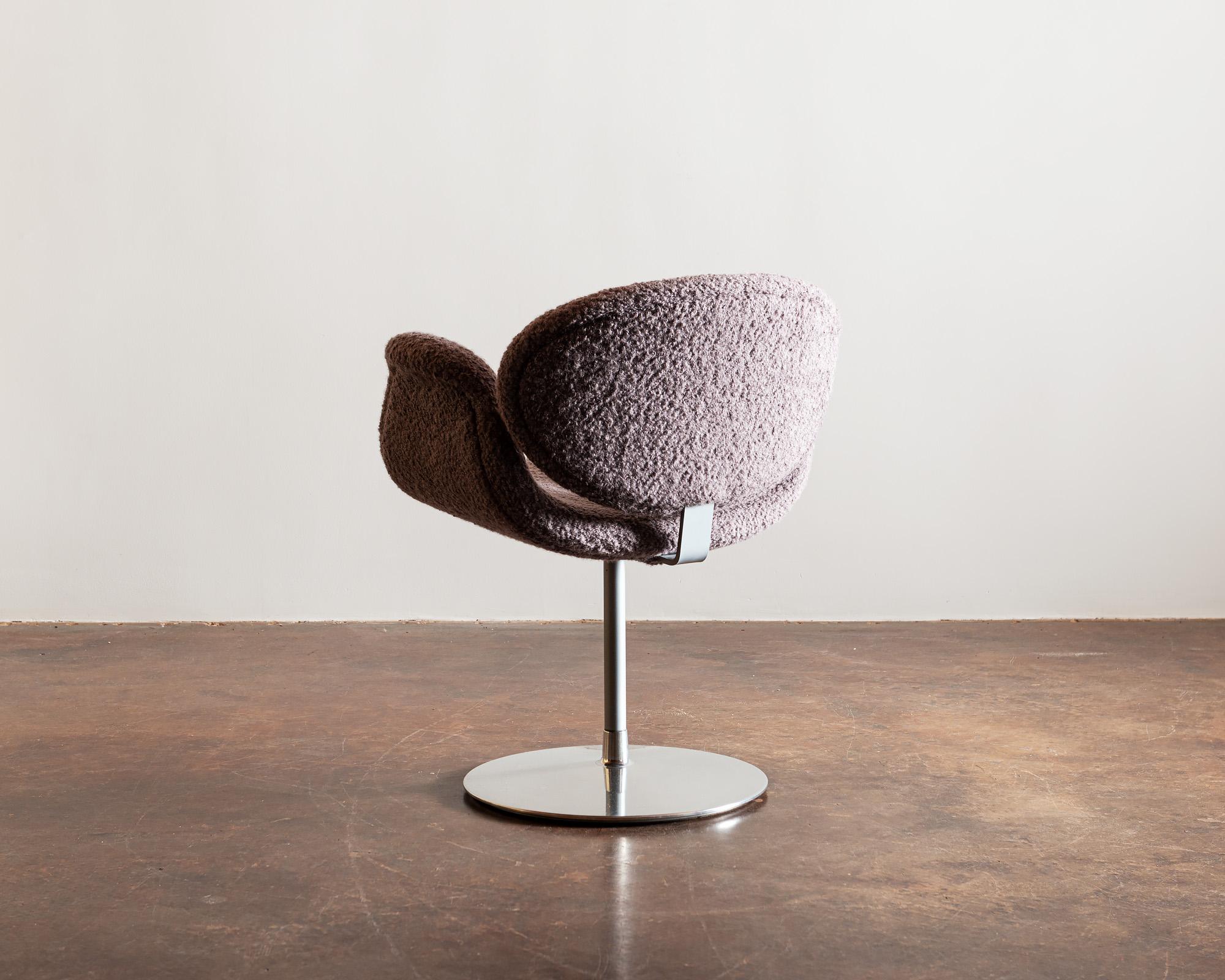 Modern Pair of Tulip Chairs by Pierre Paulin in Alpaca Boucle