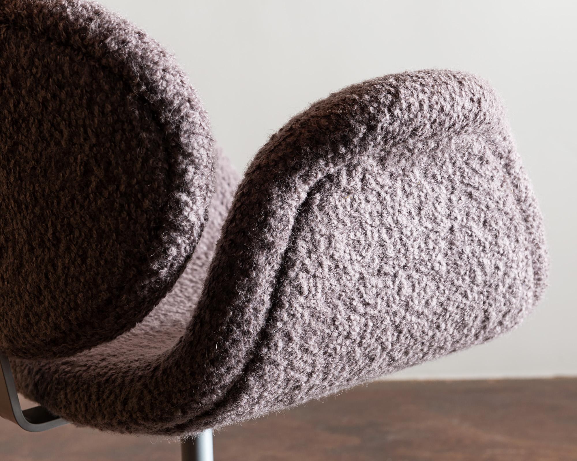 Contemporary Pair of Tulip Chairs by Pierre Paulin in Alpaca Boucle