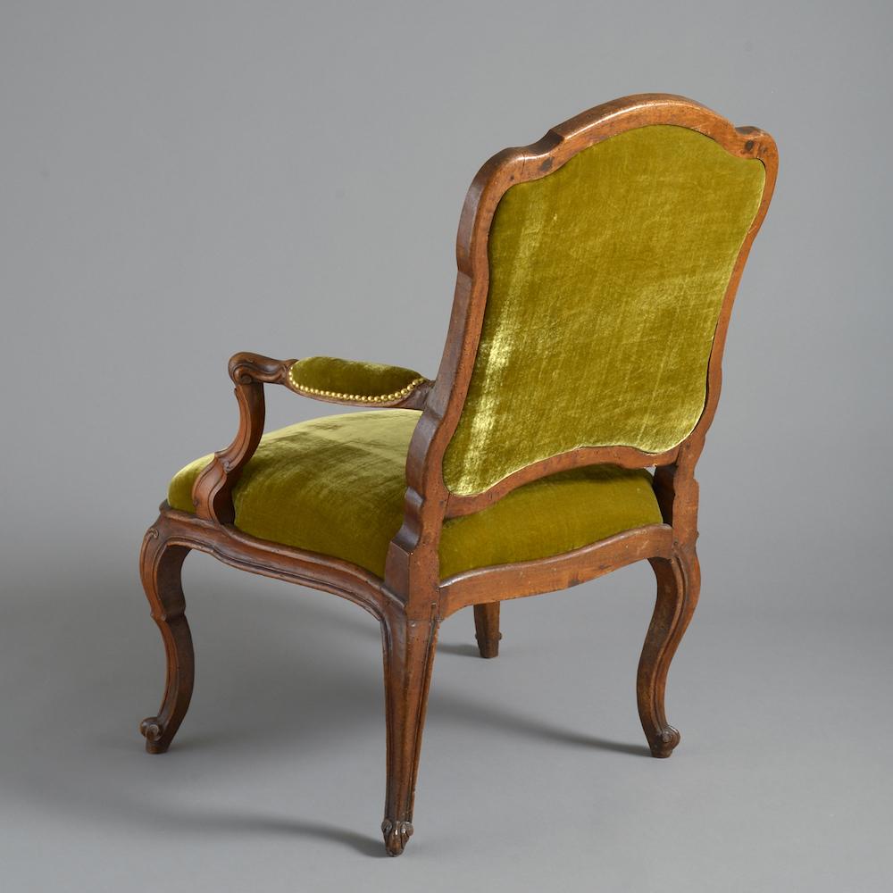 18th Century and Earlier Pair of Turinese Armchairs