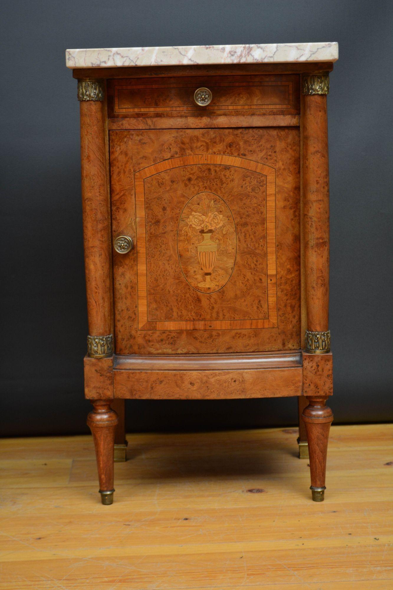 Amboyna Pair of Turn of The Century Bedside Cabinets For Sale