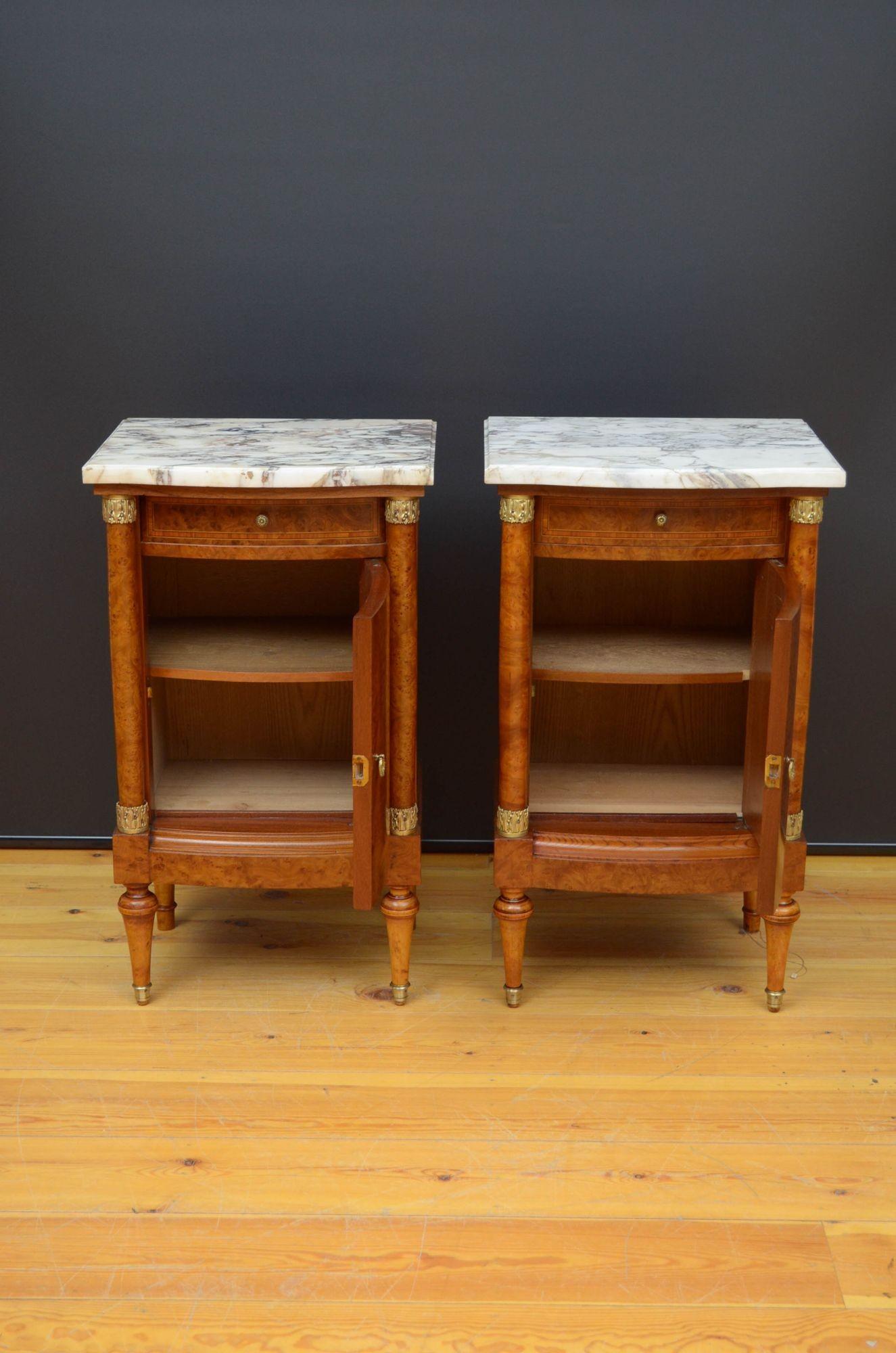Amboyna Pair of Turn of The Century Bedside Cabinets For Sale