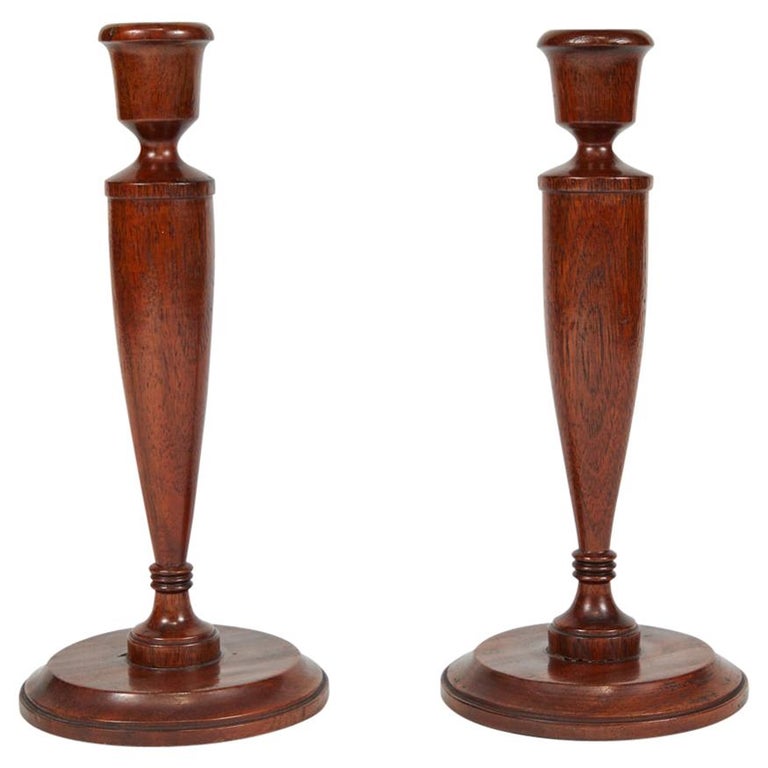 Pair of Turned Candlesticks in Mahogany For Sale at 1stDibs