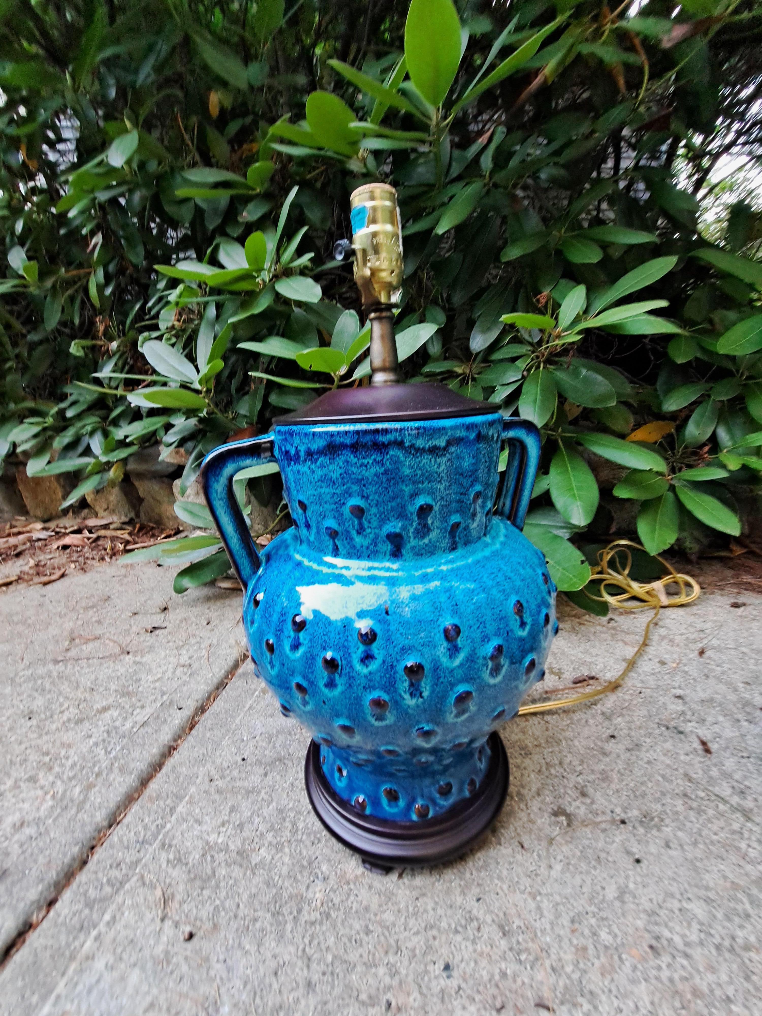 Pair of Turquoise Bitossi Ceramic Asian Lantern Style Italian Table Lamps In Good Condition For Sale In East Freetown, MA