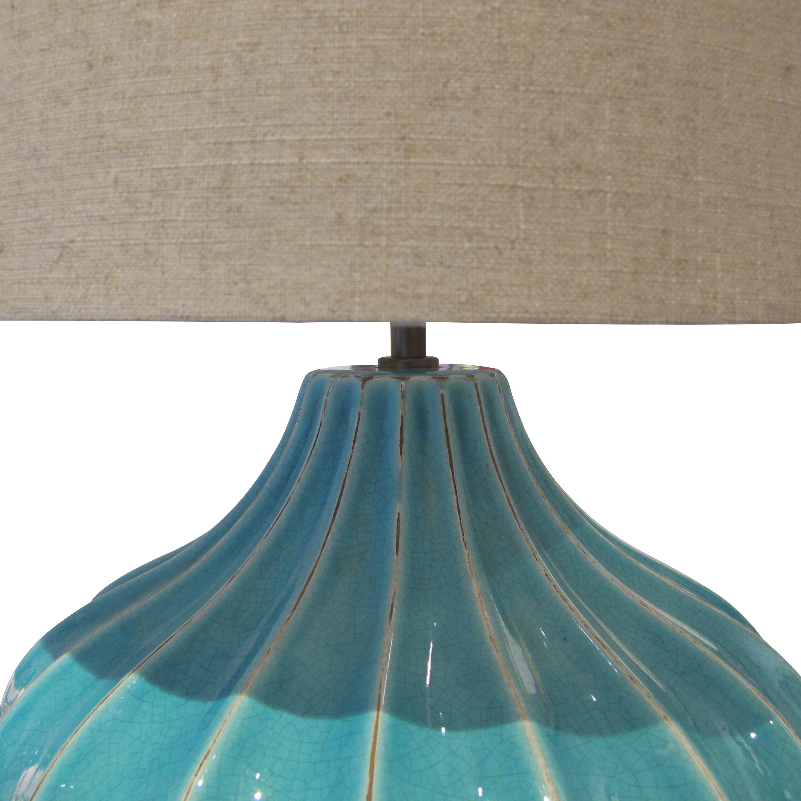 Laiton Paire de lampes de table en céramique turquoise à glaçure craquelée, circa 1980, anglais en vente