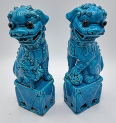 Coppia di leoni guardiani cinesi (Fu Dogs) smaltati in turchese, fine del XX secolo
