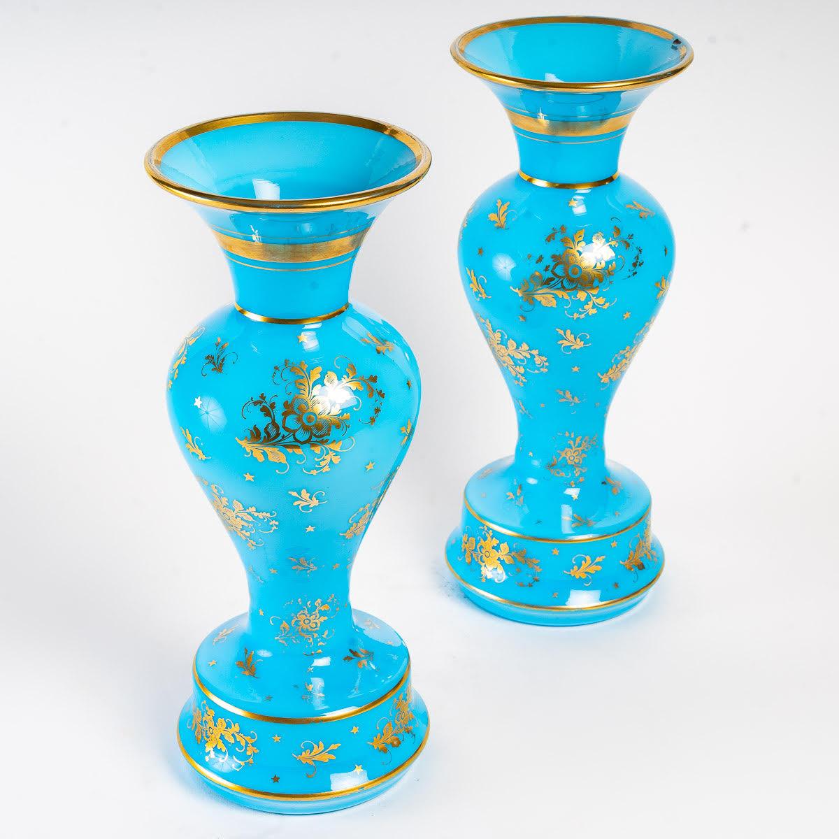 Pair of Turquoise Opaline Vases Enameled Gold In Good Condition For Sale In Saint-Ouen, FR