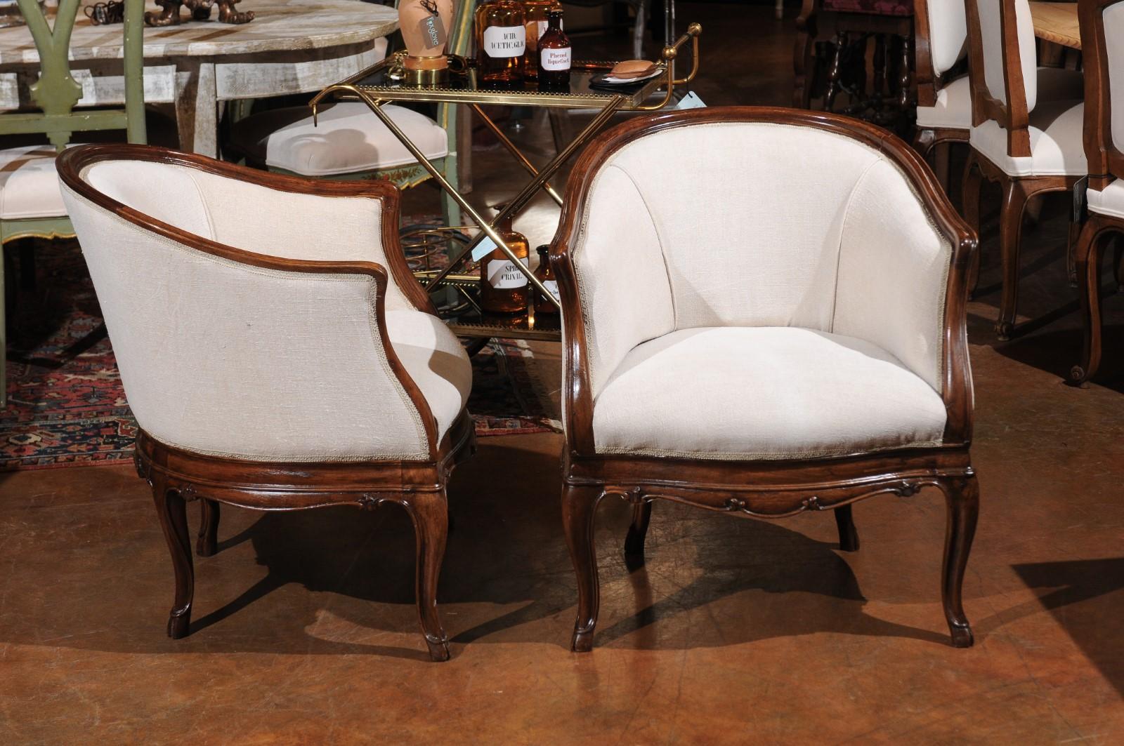 20th Century Pair of Tuscan Louis XV Style Walnut Upholstered Club Chairs from Livorno, Italy