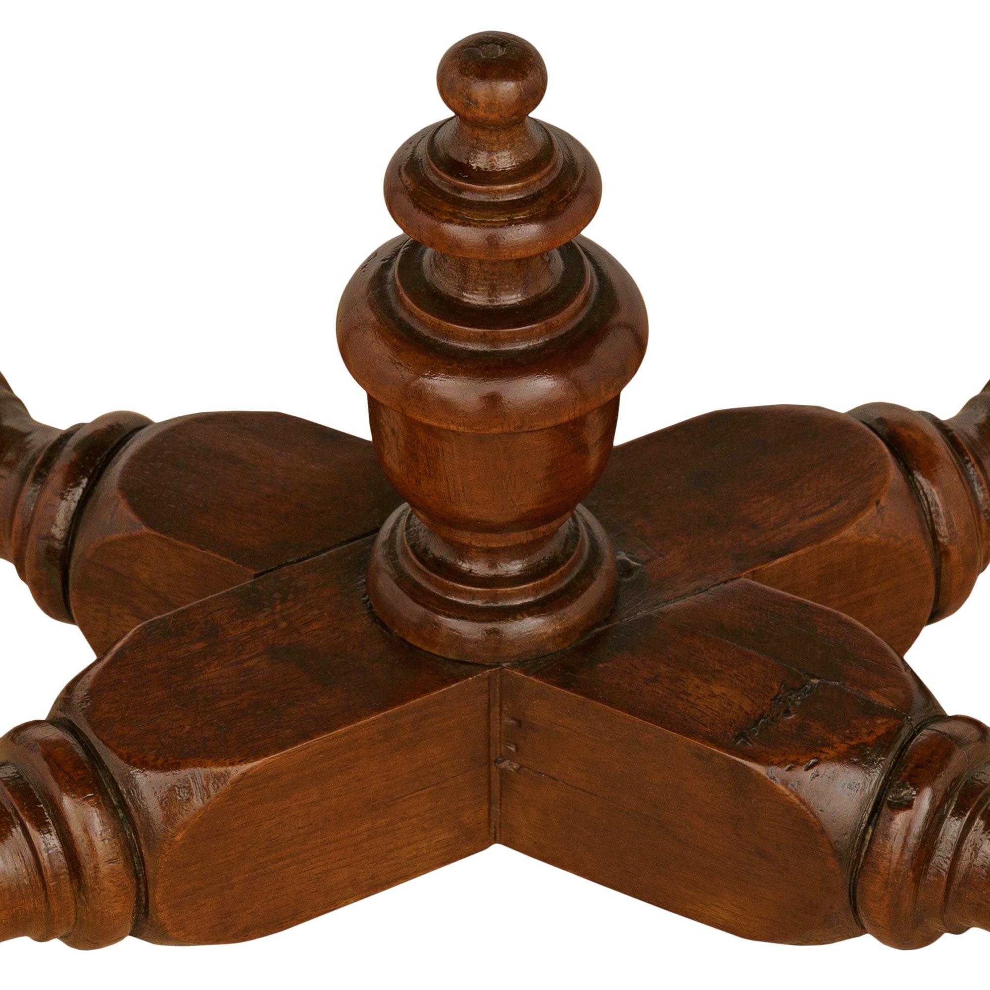 pair of Tuscan mid 17th century Baroque Period Walnut and Marble consoles For Sale 3