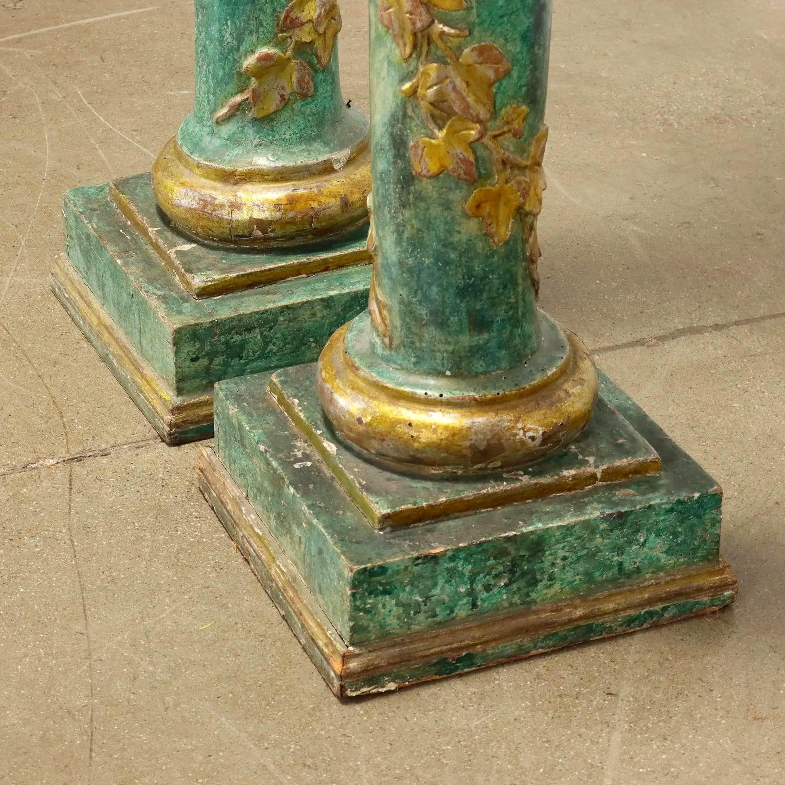 Pair of Tuscan Painted and Parcel Giltwood Columns - Circa 1800 In Good Condition For Sale In Los Angeles, CA