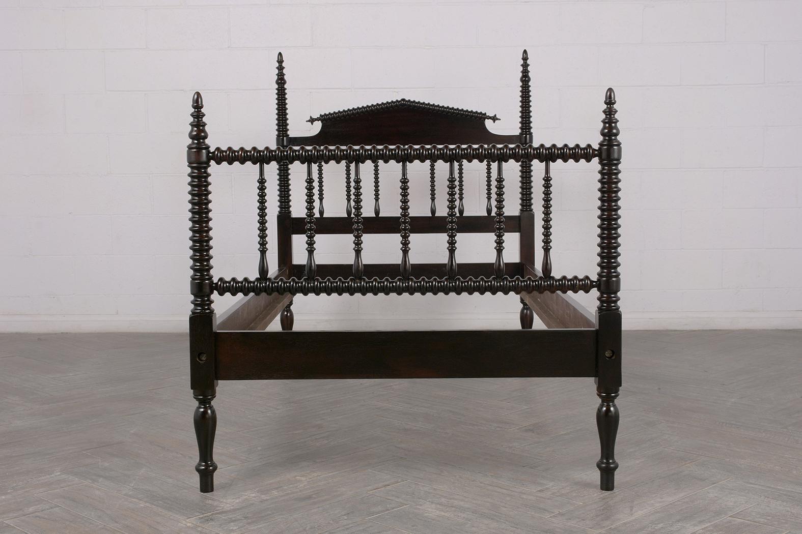 Pair of Twin Size Beds Regency Style with Ebonized Finish, circa 1900s In Good Condition In Los Angeles, CA