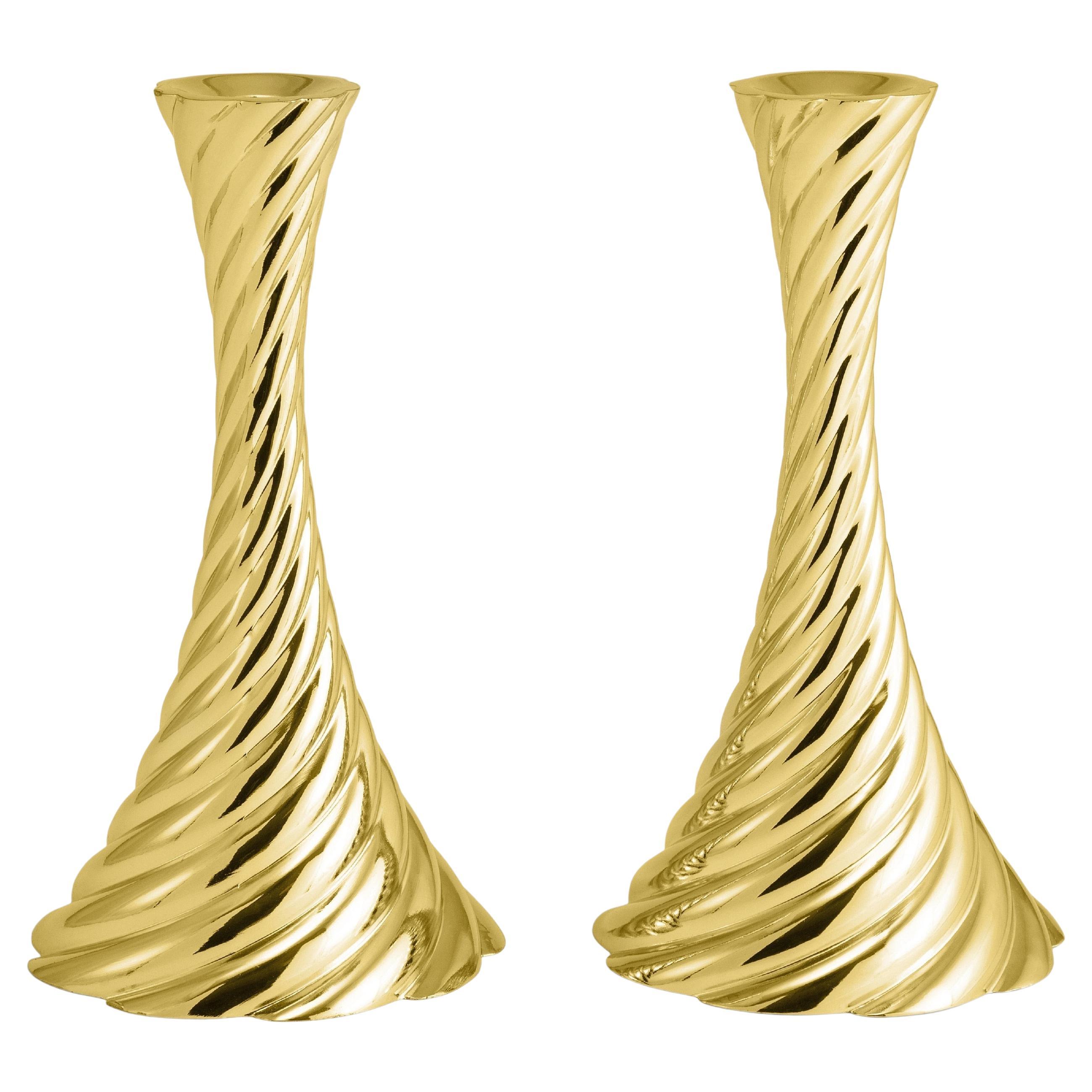 Pareja de Candeleros Twist, Metal Dorado, Obra Contemporánea.