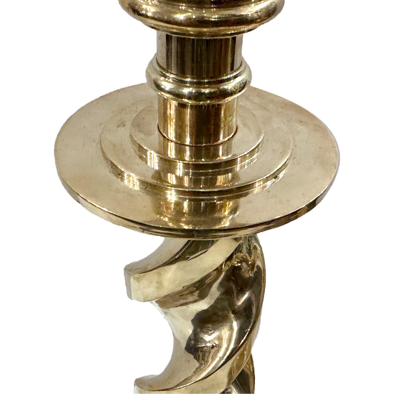 Paire de lampes à colonne torsadée en bronze Bon état - En vente à New York, NY