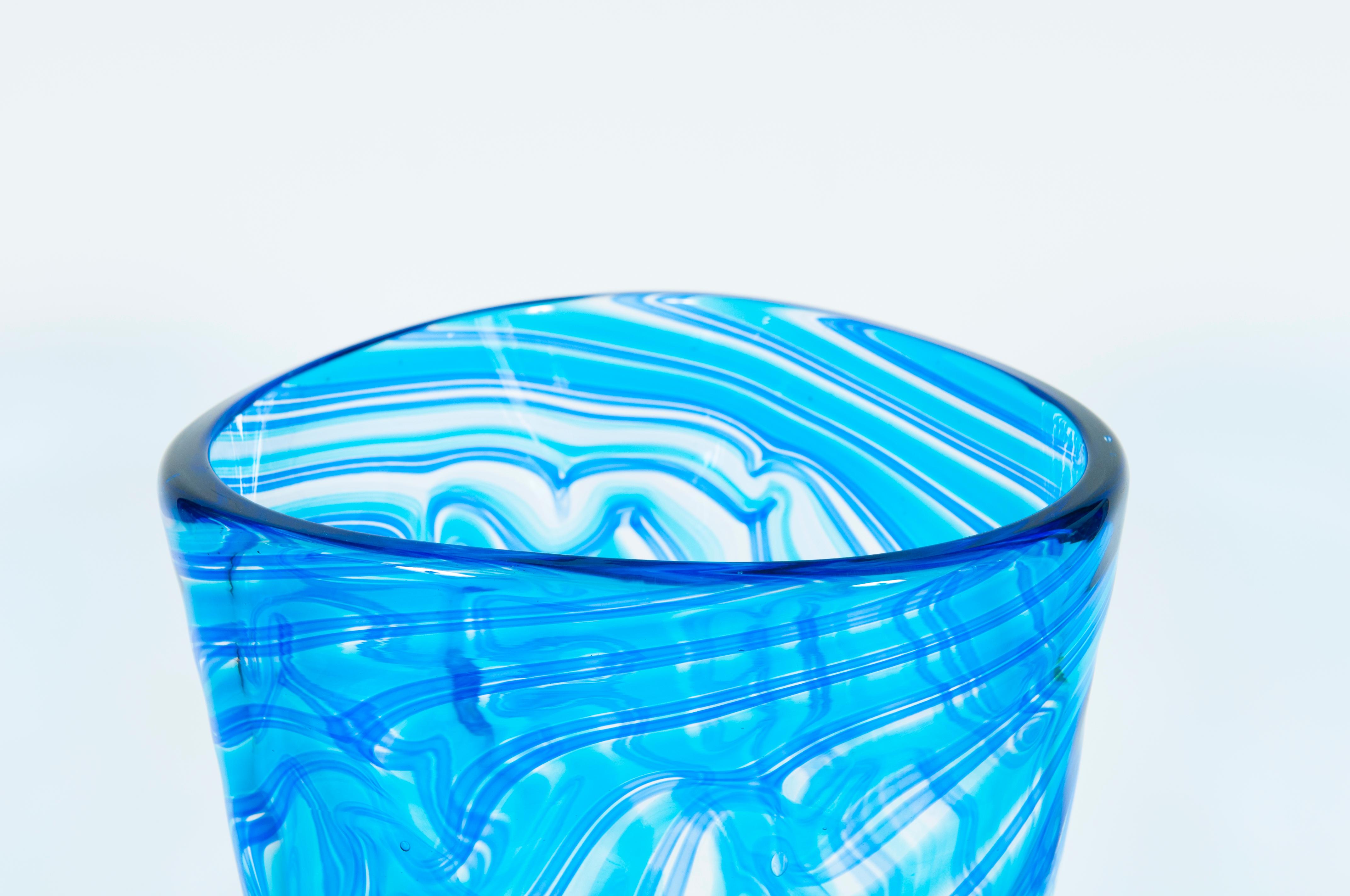 Pair of Twisted Vases in Blown Murano Glass Blue Color with Waves Pattern, Italy 2