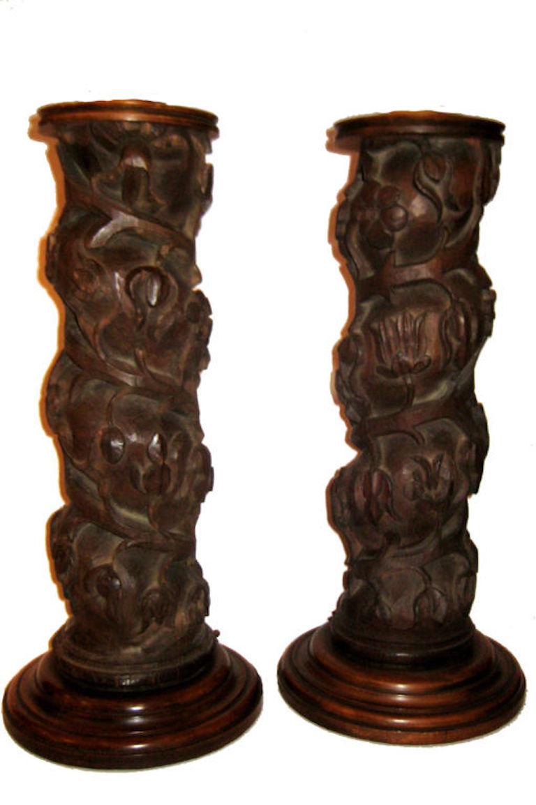 Hand-Carved Pair of Twisting Column Table Lamps For Sale