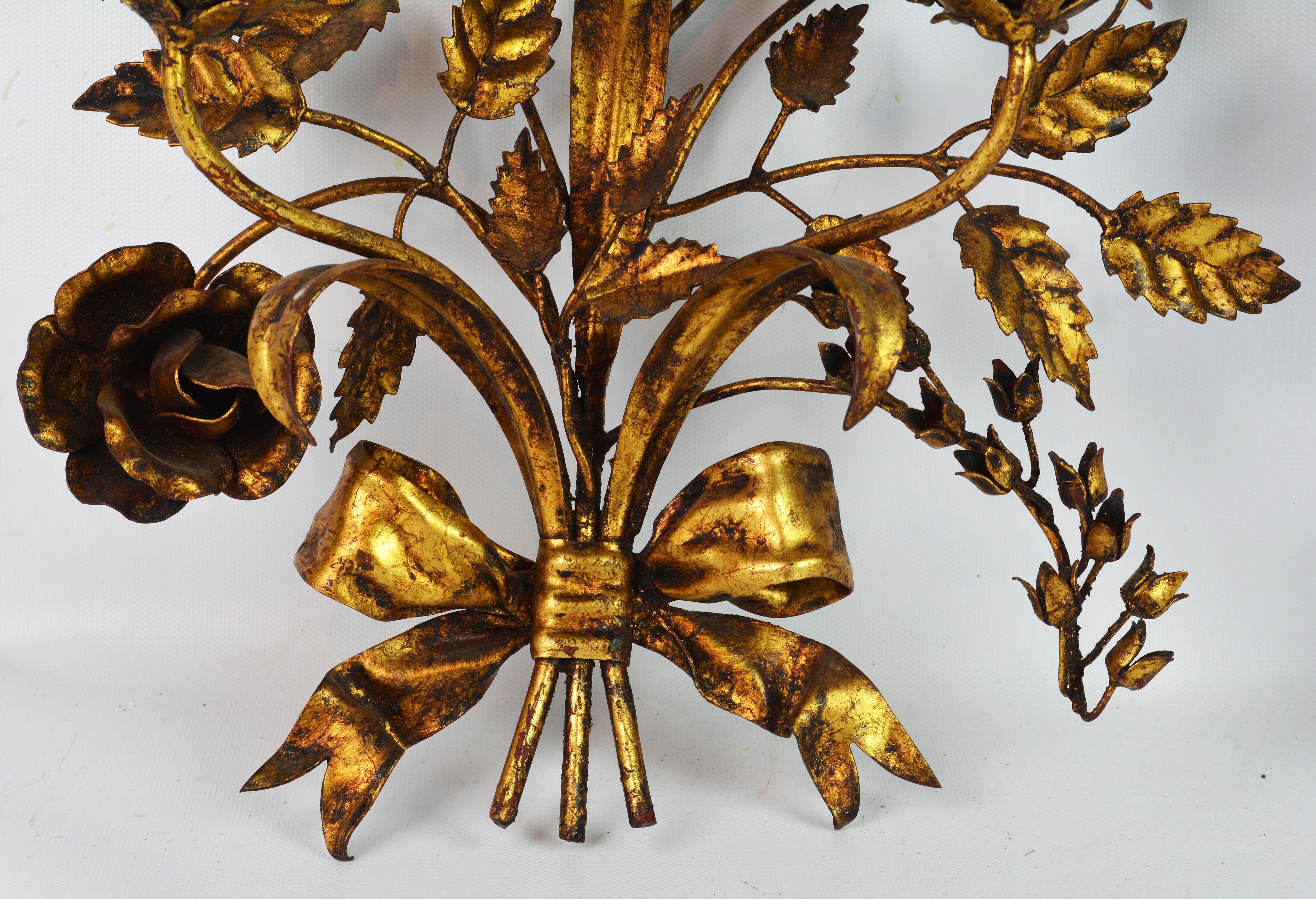 Pair of Two-Arm Midcentury Italian Gilt Tole Flower Sconces with Ribbons In Good Condition In Ft. Lauderdale, FL