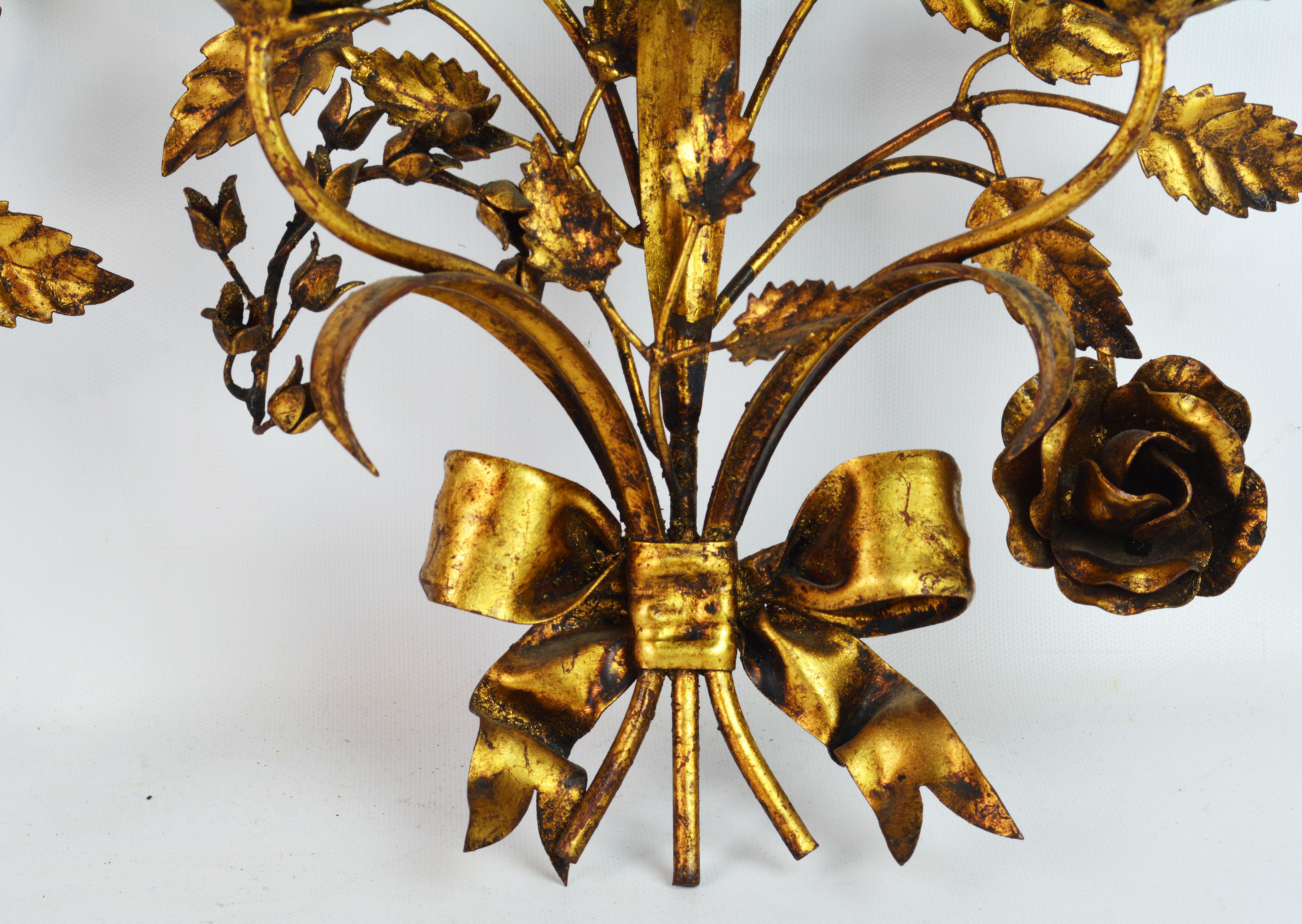 20th Century Pair of Two-Arm Midcentury Italian Gilt Tole Flower Sconces with Ribbons