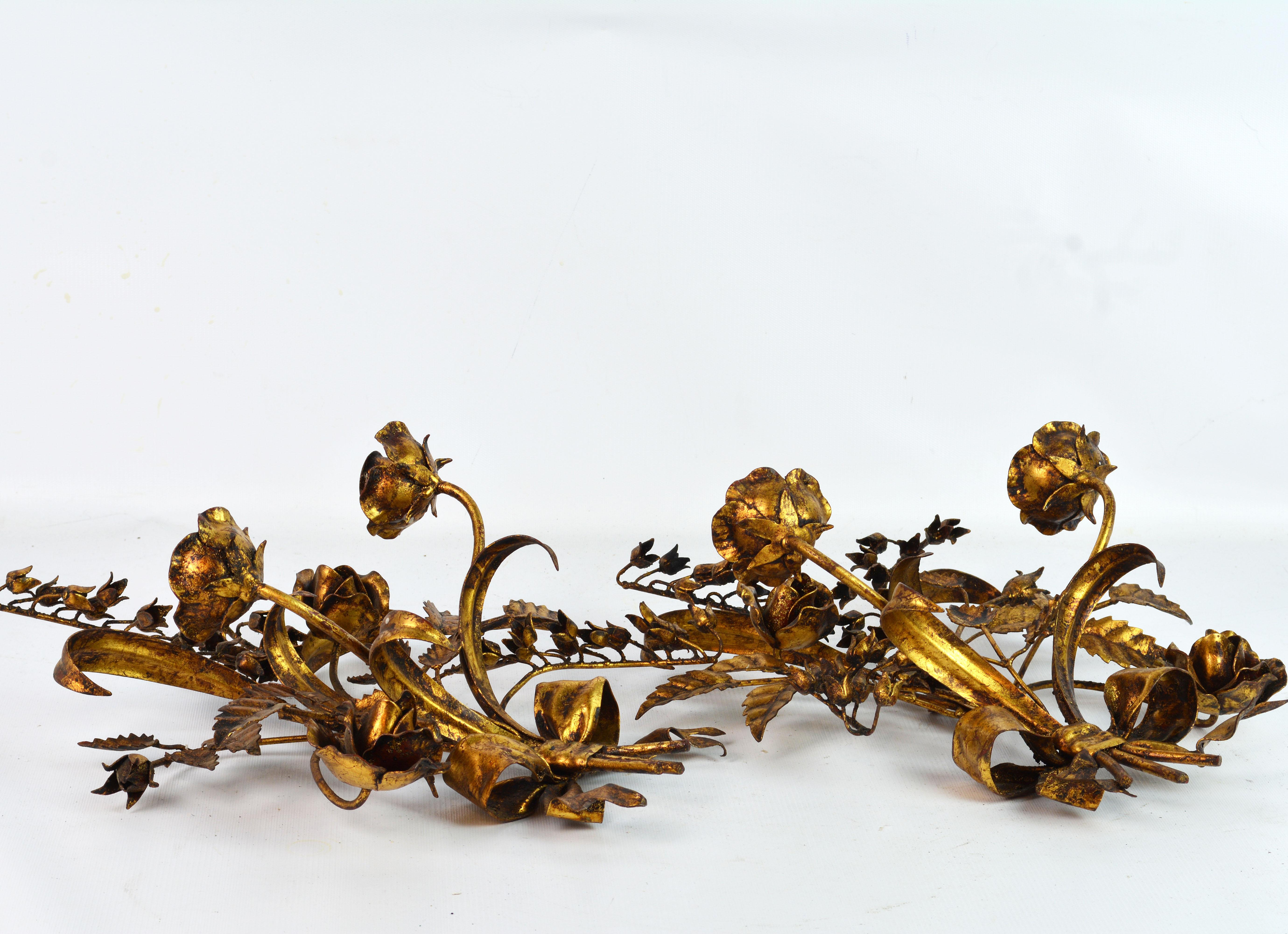Pair of Two-Arm Midcentury Italian Gilt Tole Flower Sconces with Ribbons 3