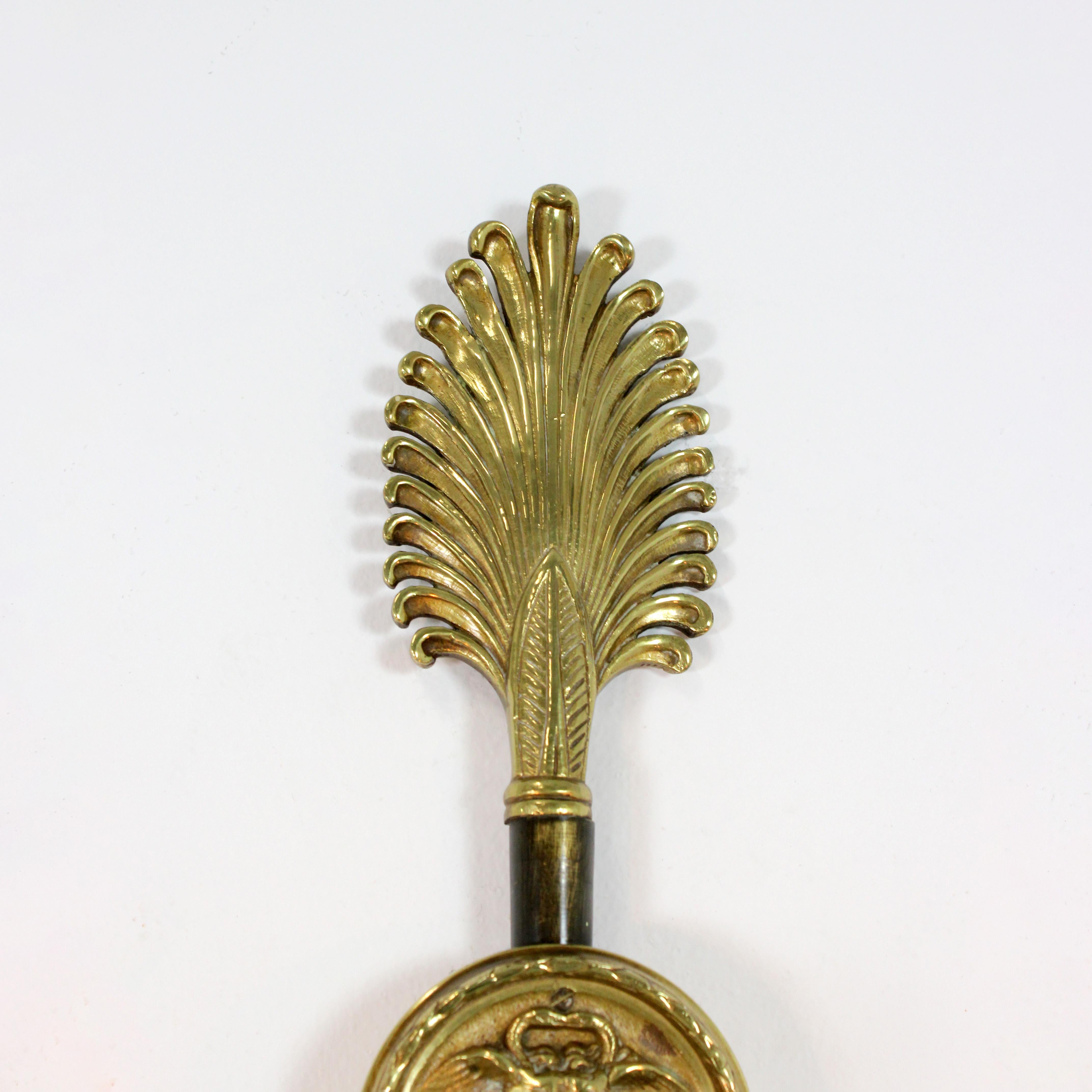 Pair of two-armed bronze candelabras. France In Good Condition For Sale In Madrid, España