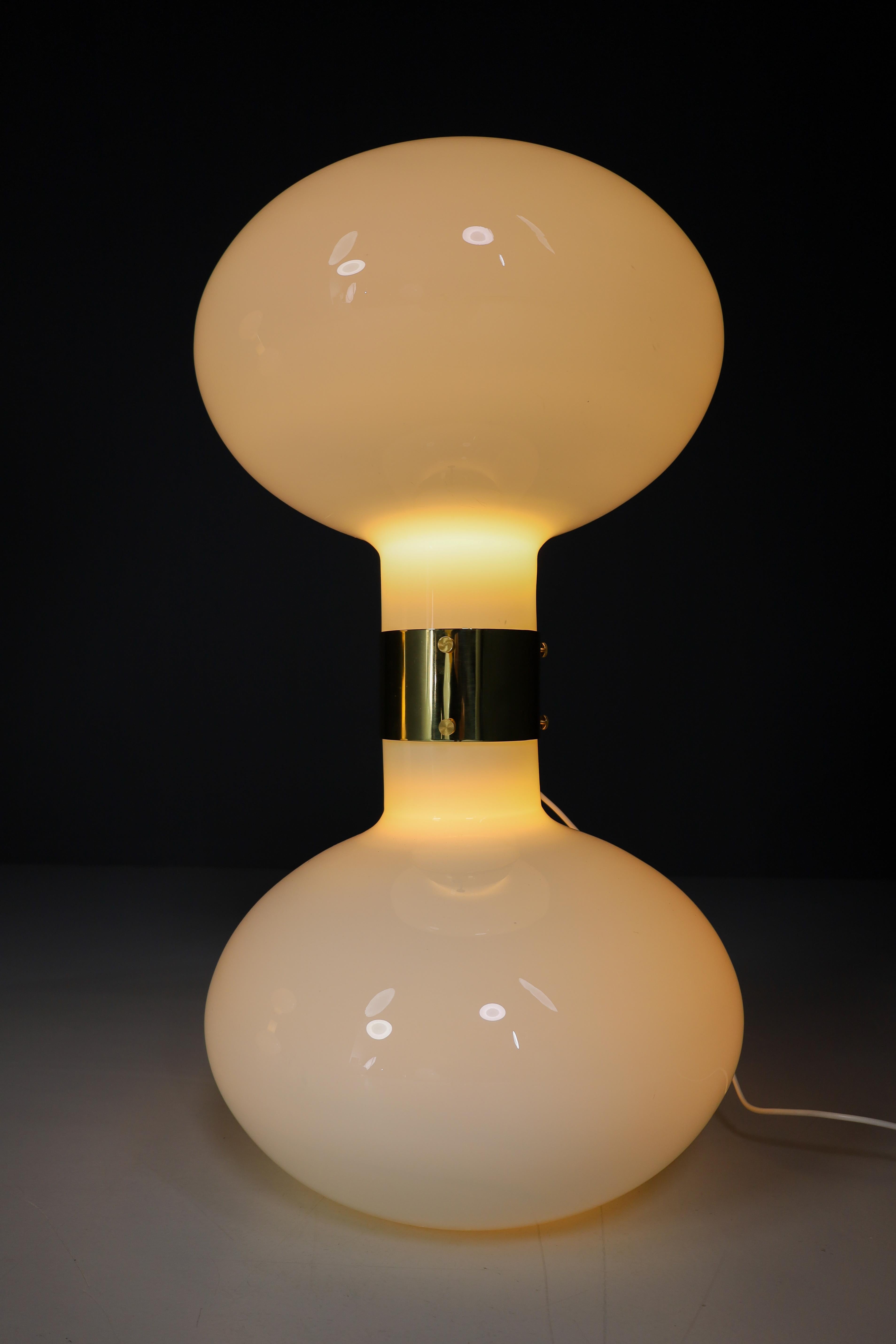 Pair of two Brass and Opaline Glass Floor-Table Lamps, Italy 1970s For Sale 1