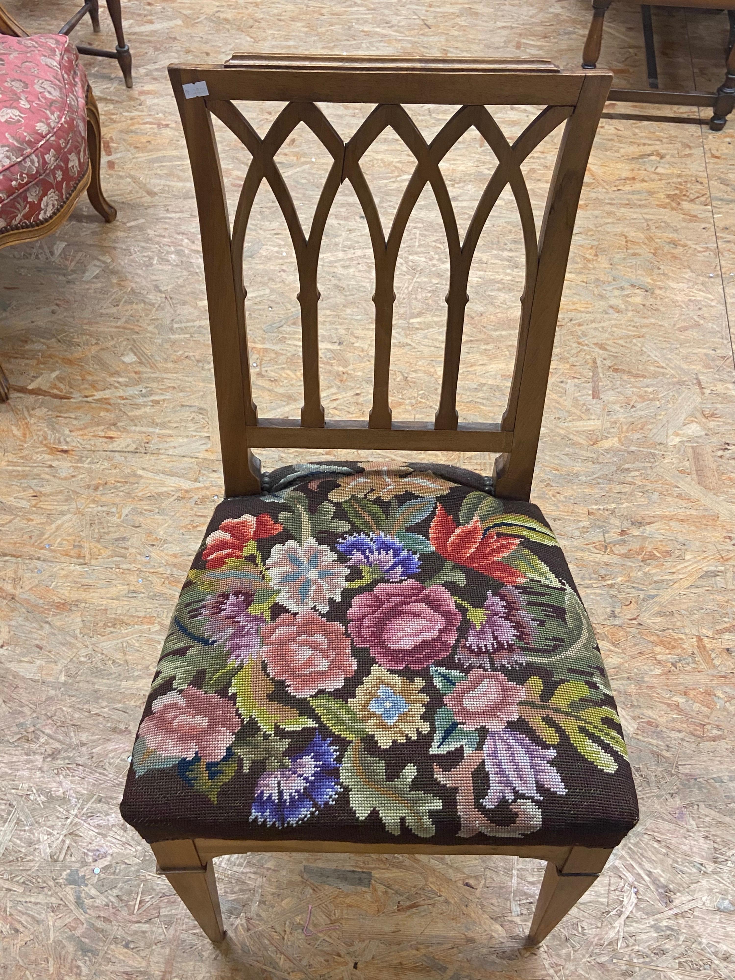 19th Century Pair of Two Chairs of Walnut Wood and Tapestry Seats