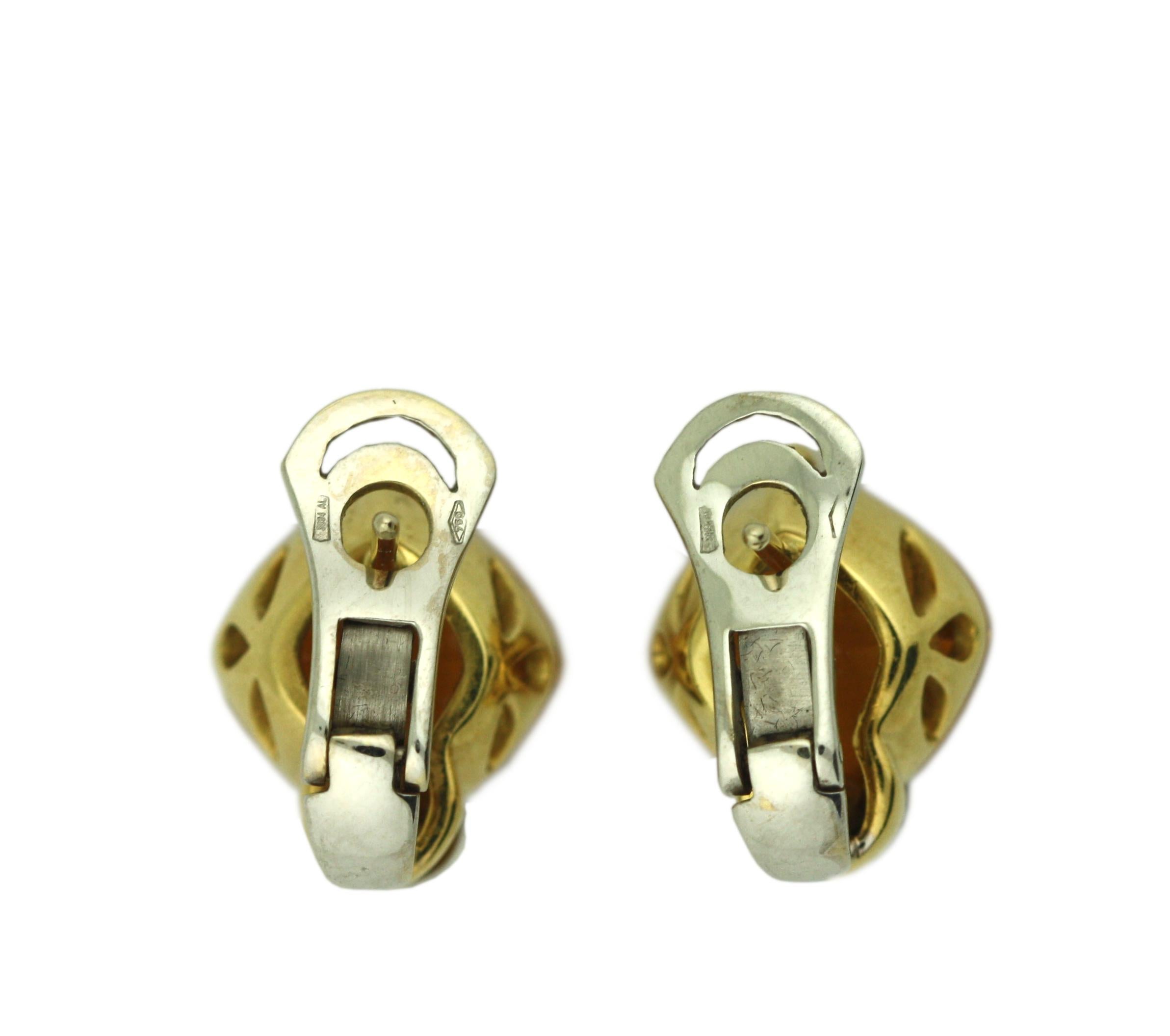 Pair of Two-Color Gold, Diamond and Citrine Earclips In Good Condition For Sale In Palm Beach, FL