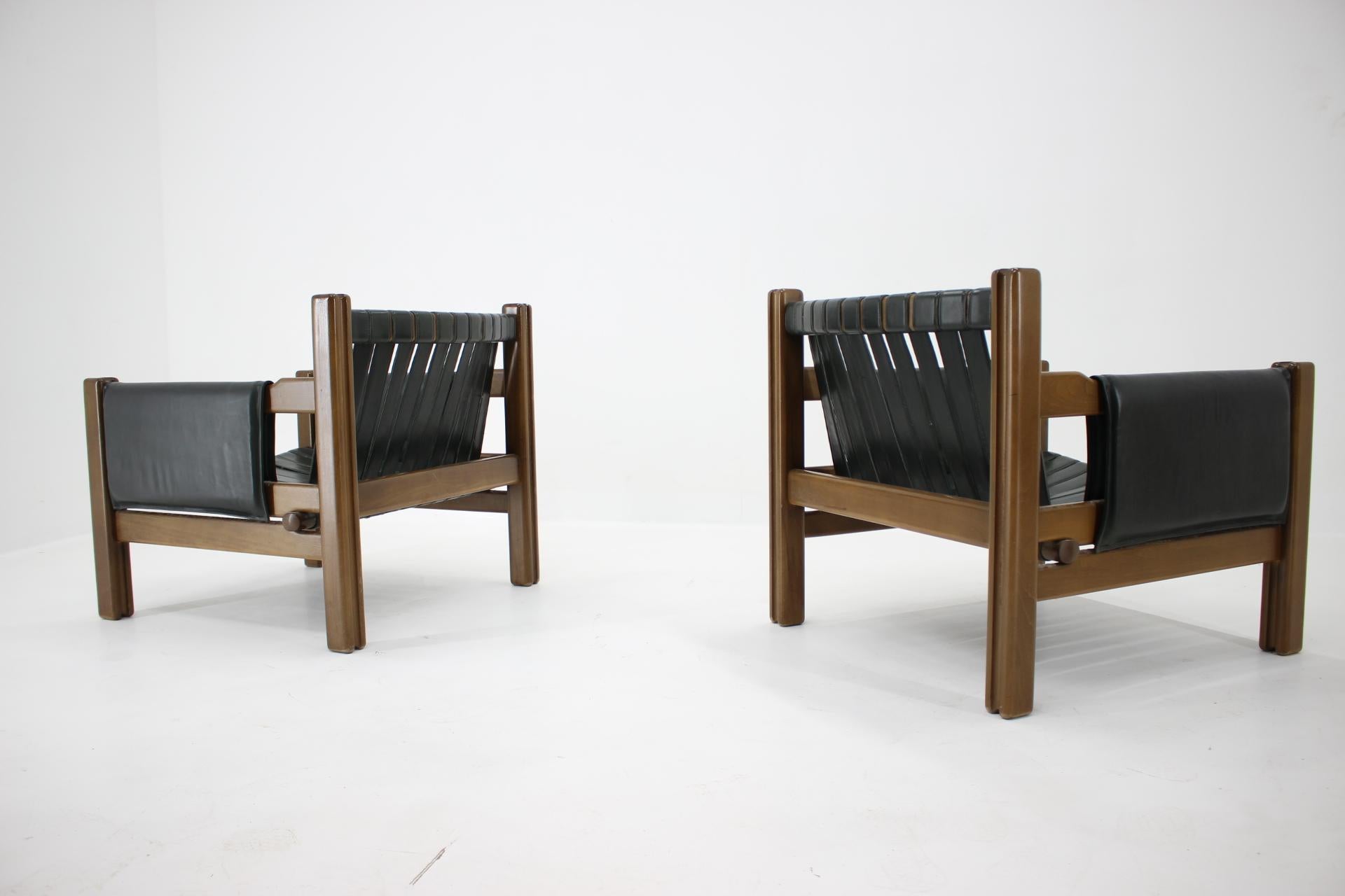 Pair of Two Dark Green Leather Armchairs by TON / Czechoslovakia, 1970s 1