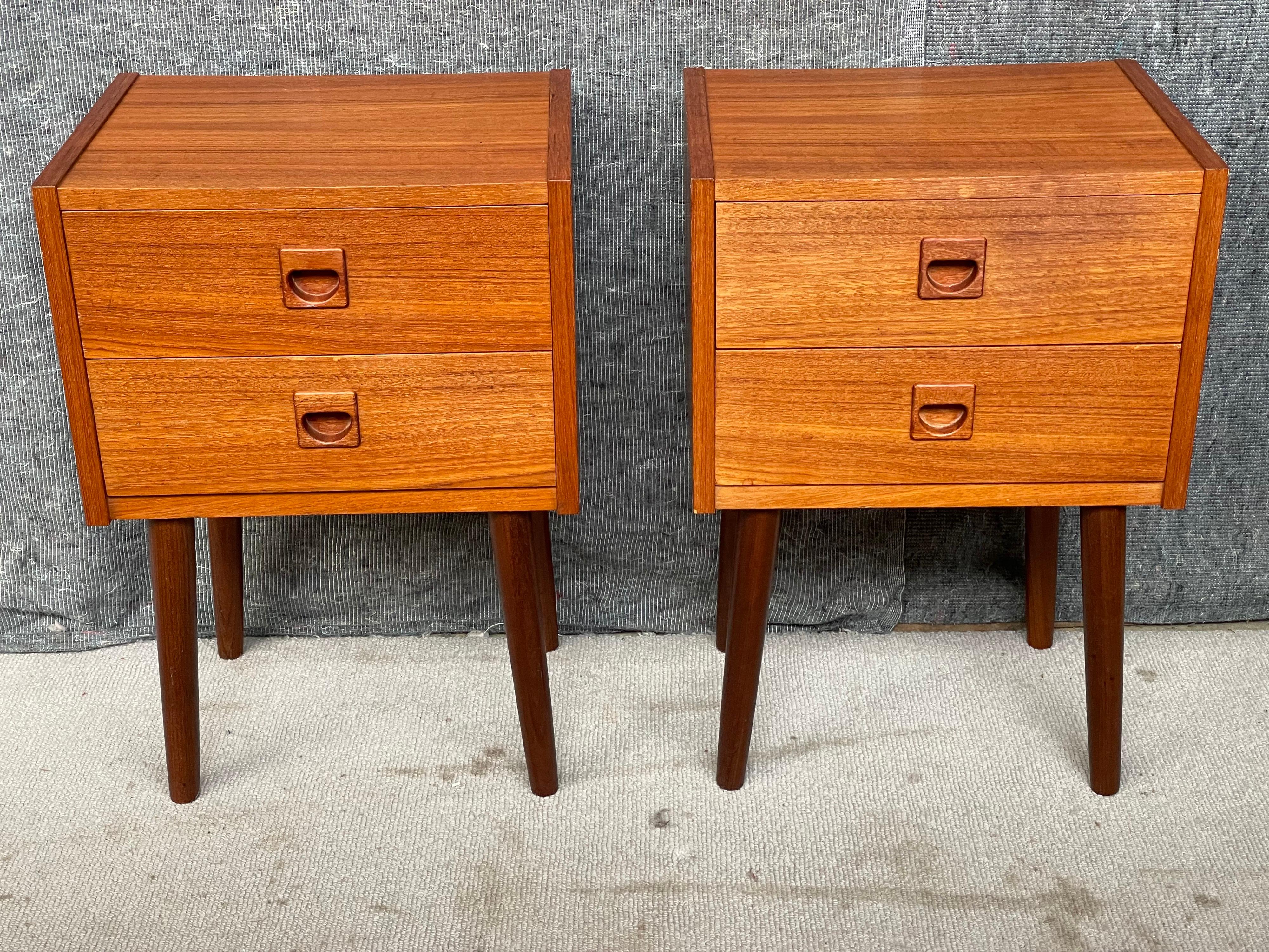 Danish Pair of Two Drawer Teak Nightstands, 1960´S