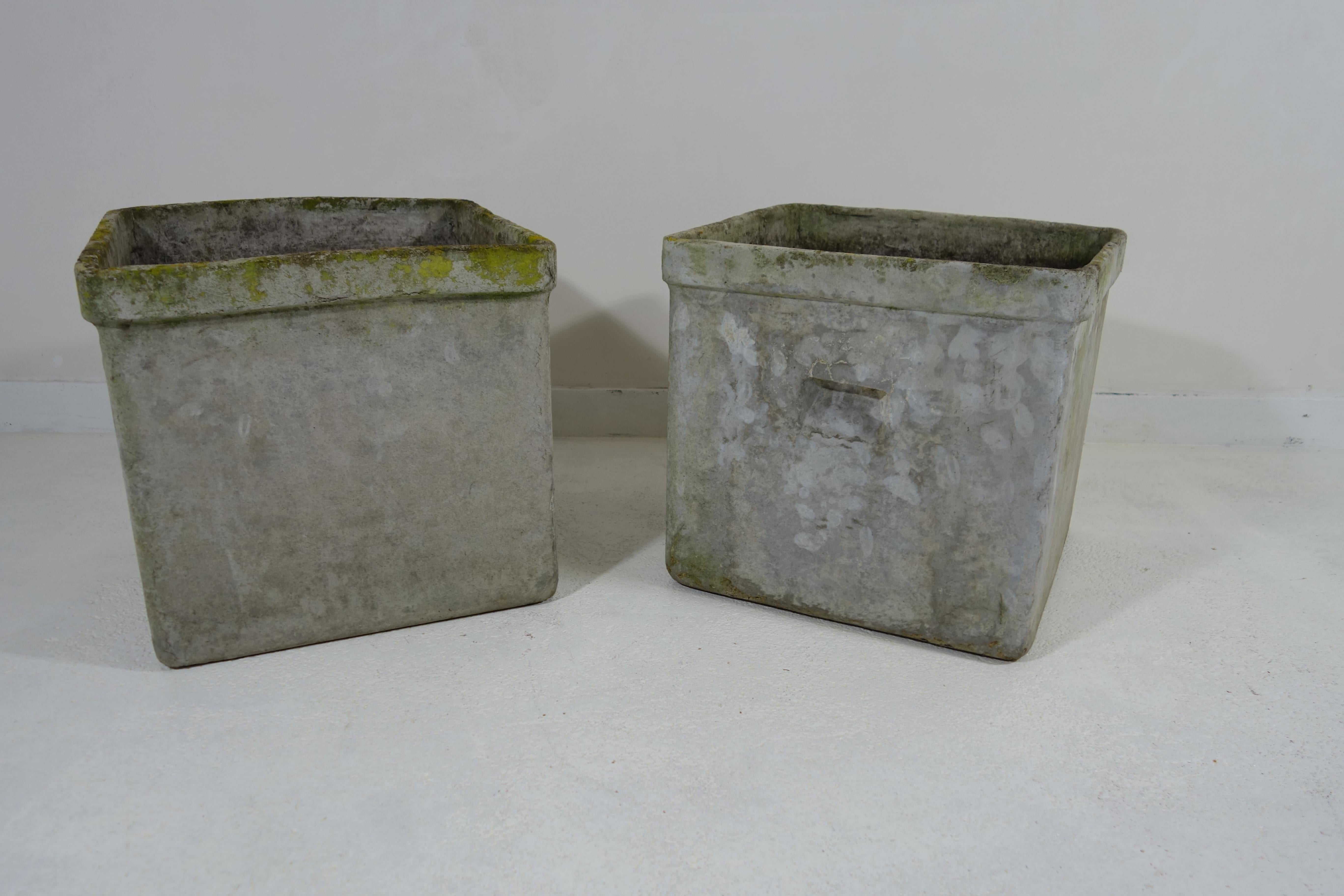 Mid-Century Modern Pair of Two Large Midcentury Planters Jardinieres by Willy Guhl for Eternit