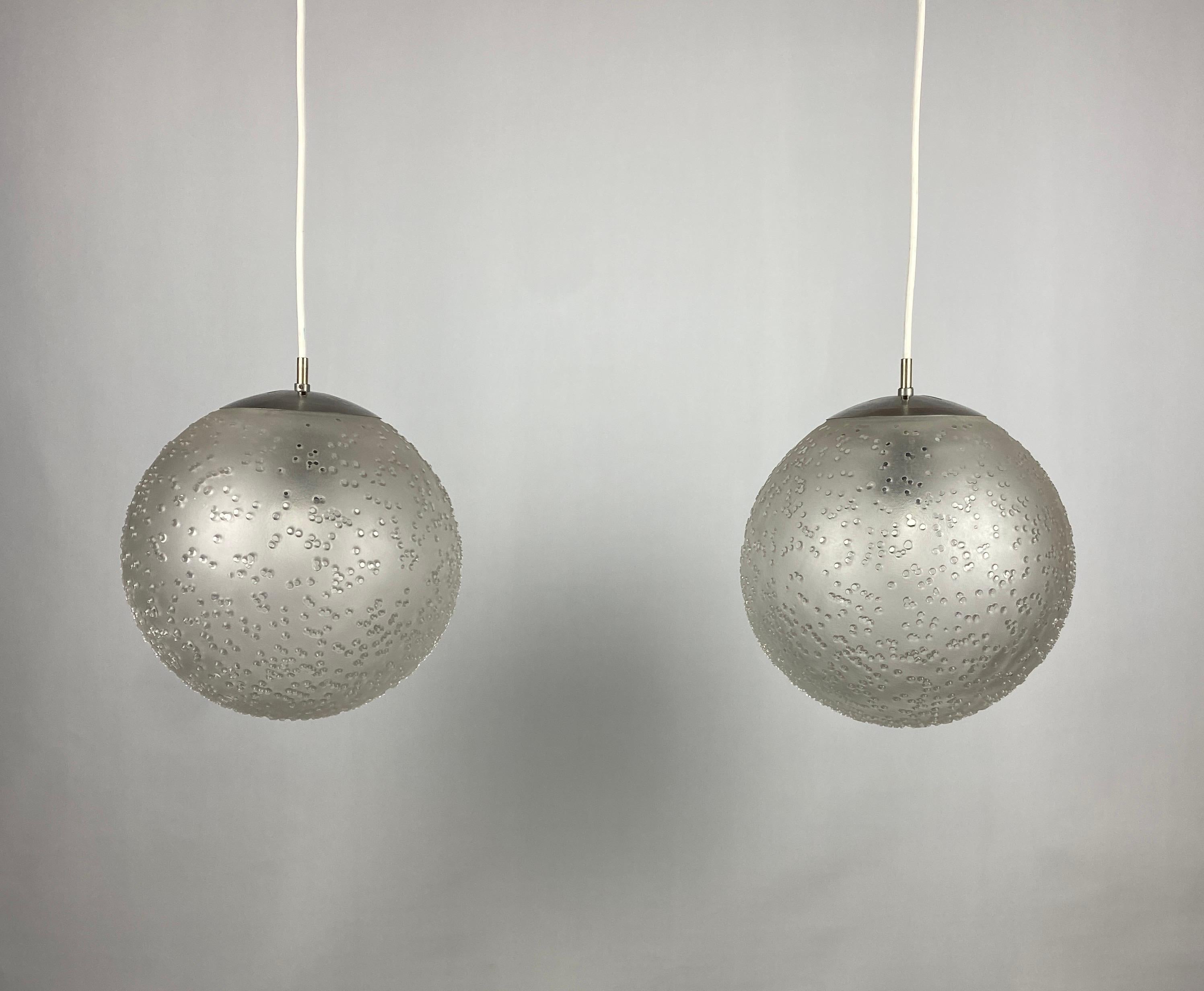 20th Century Pair of Two Large Pendant Lights 'Patmos' by Horst Tüselmann for Peill & Putzler