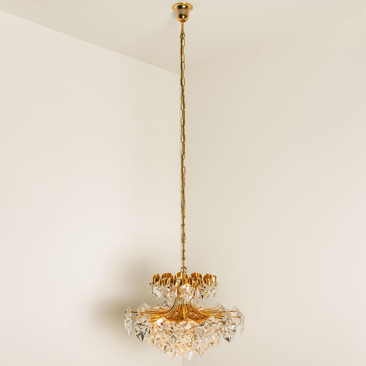 Pair of Two Layer Faceted Crystal Chandeliers Kinkeldey, 1970 For Sale 3