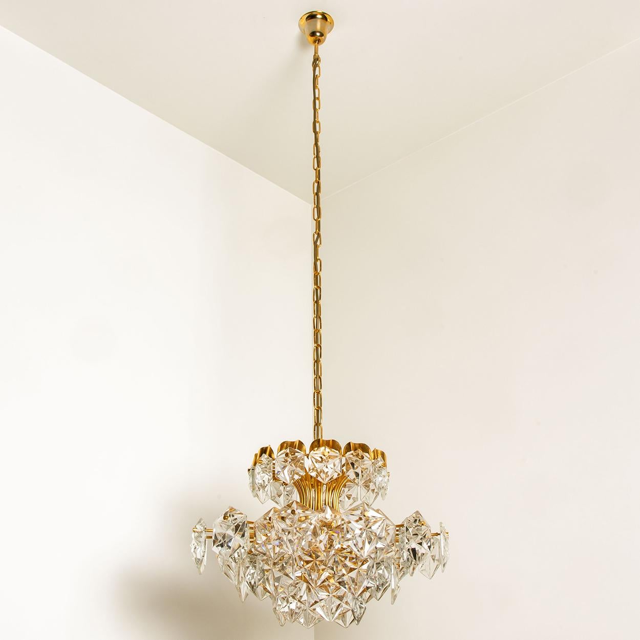 Pair of Two Layer Faceted Crystal Chandeliers Kinkeldey, 1970 For Sale 6