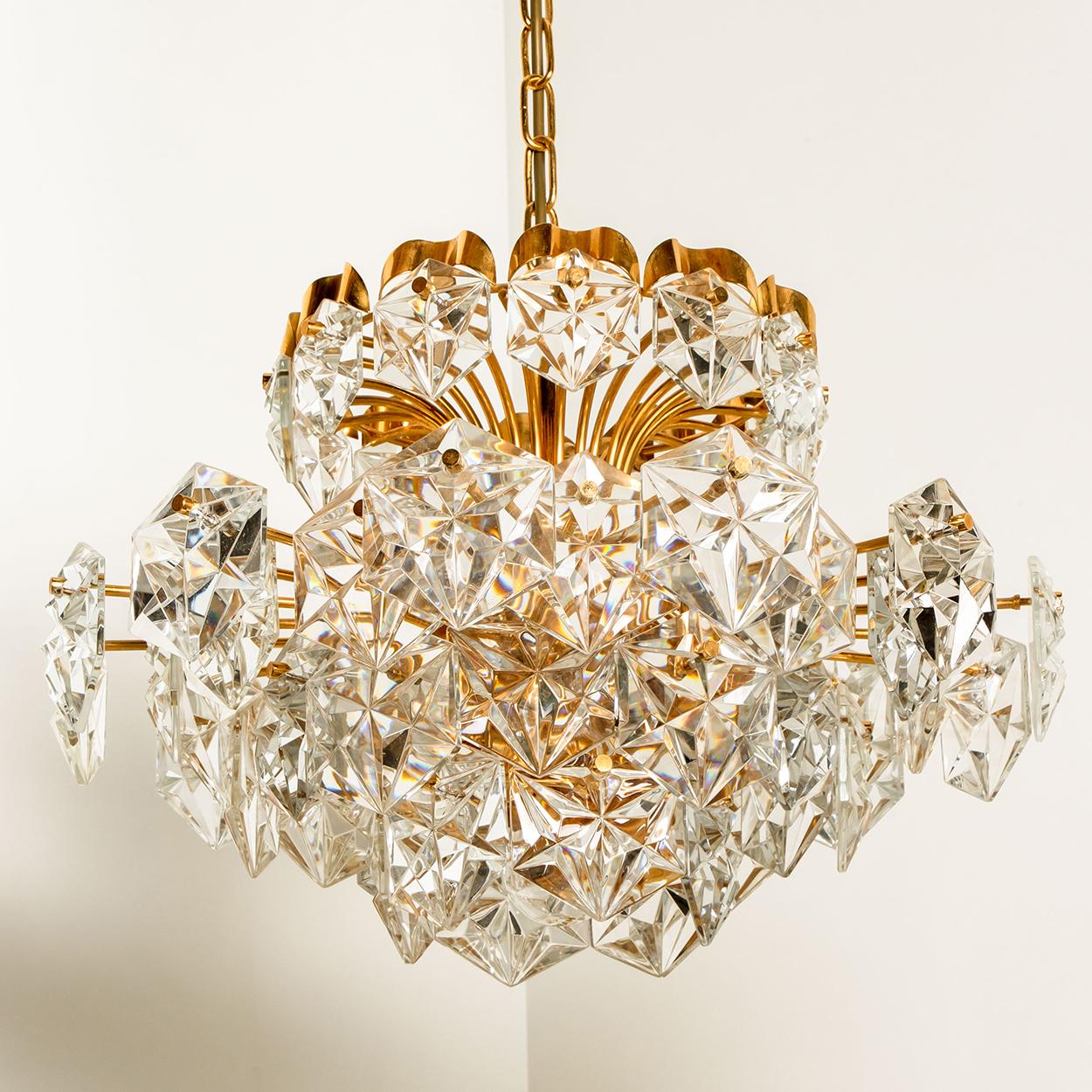 Pair of Two Layer Faceted Crystal Chandeliers Kinkeldey, 1970 For Sale 10
