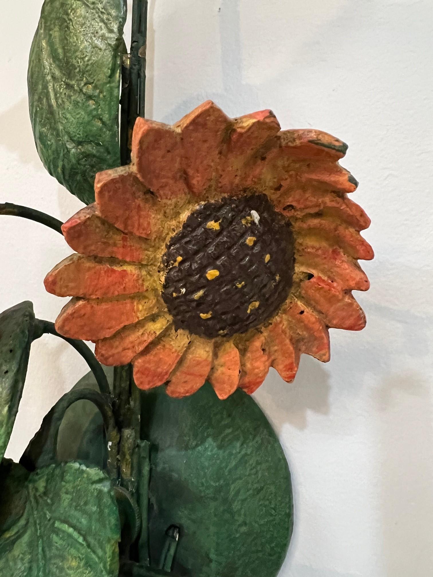 Coppia di applique a due luci con girasoli floreali in vendita 6