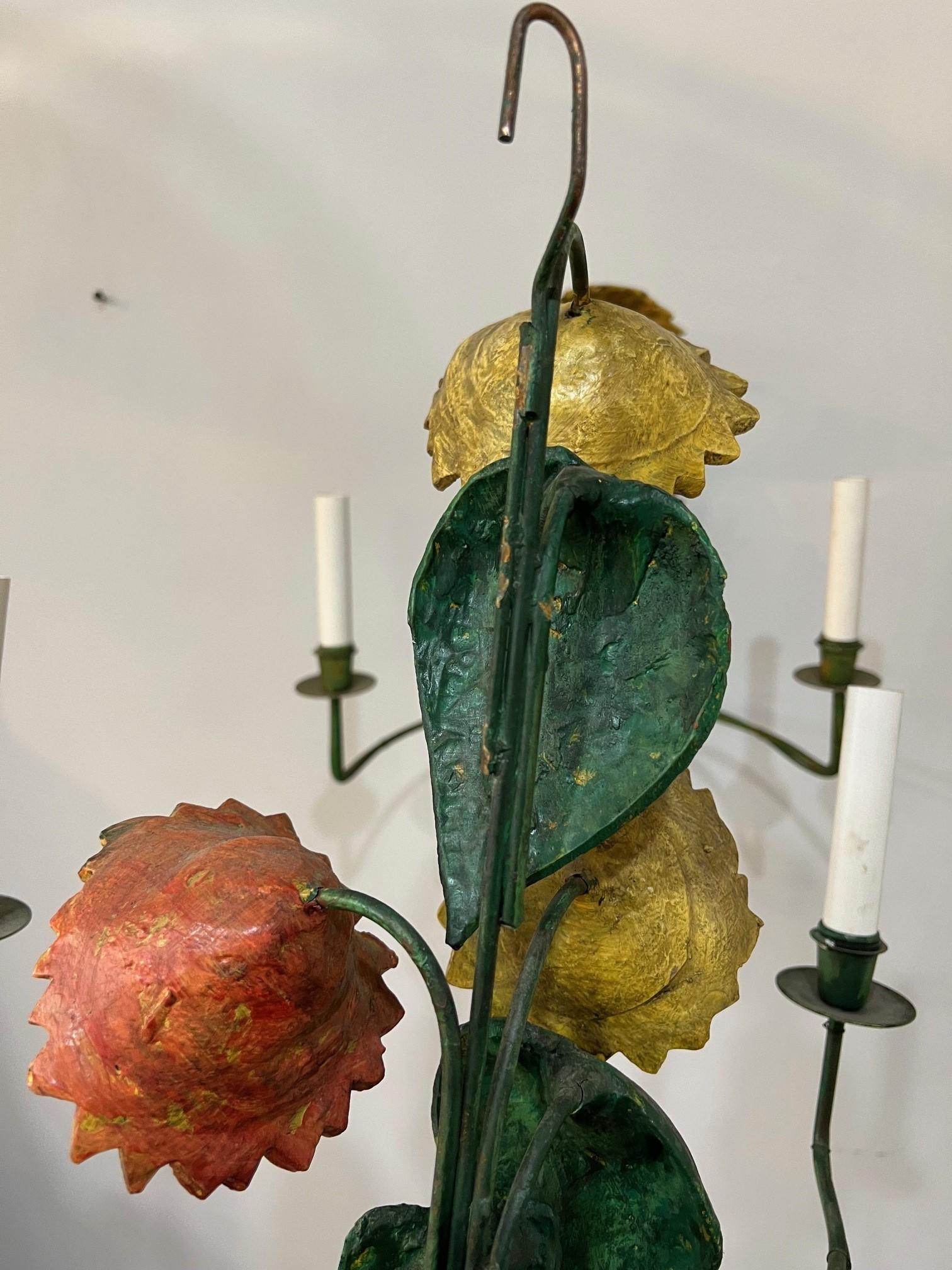 Coppia di applique a due luci con girasoli floreali in vendita 12