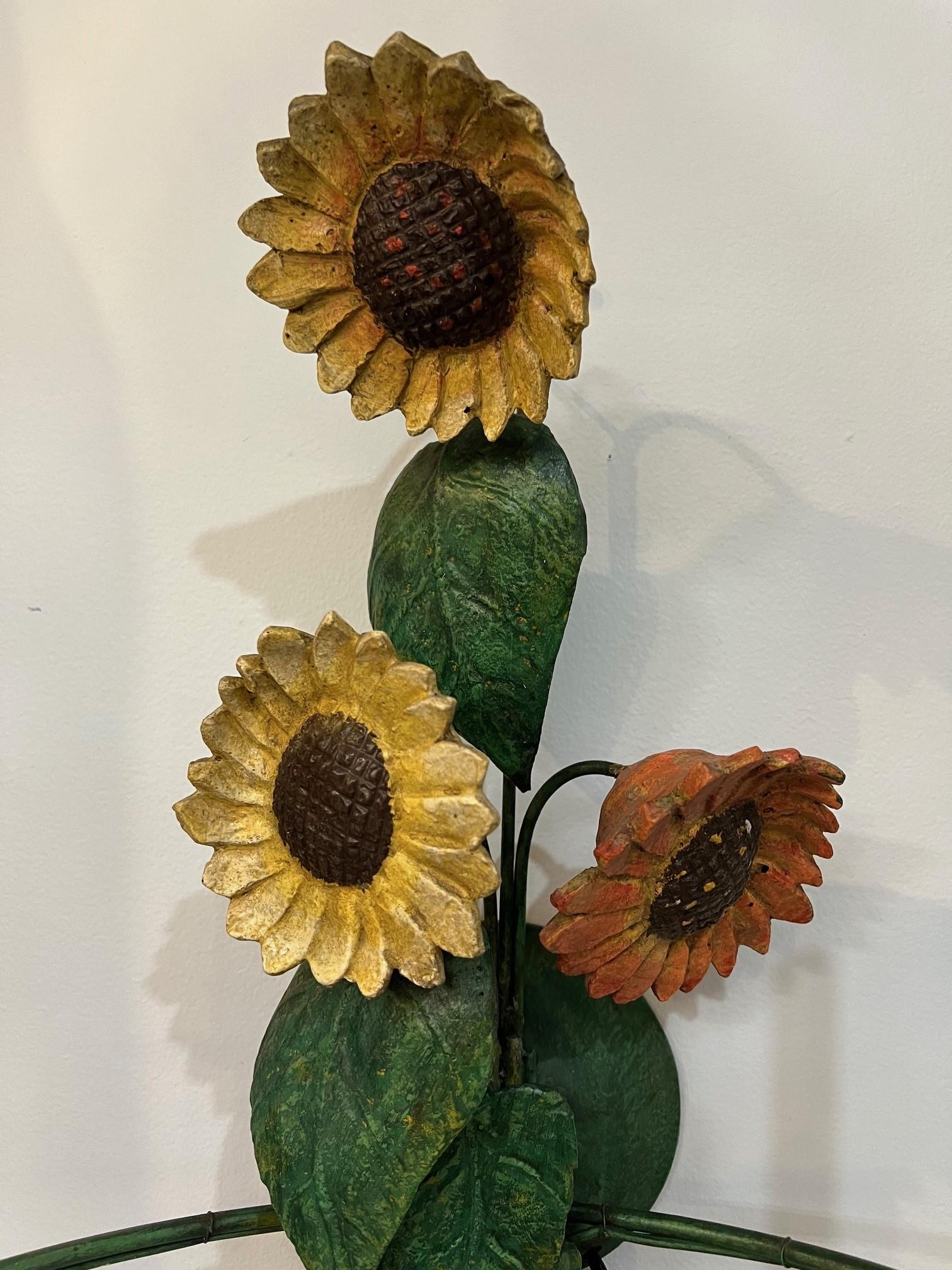 Coppia di applique a due luci con girasoli floreali in vendita 3