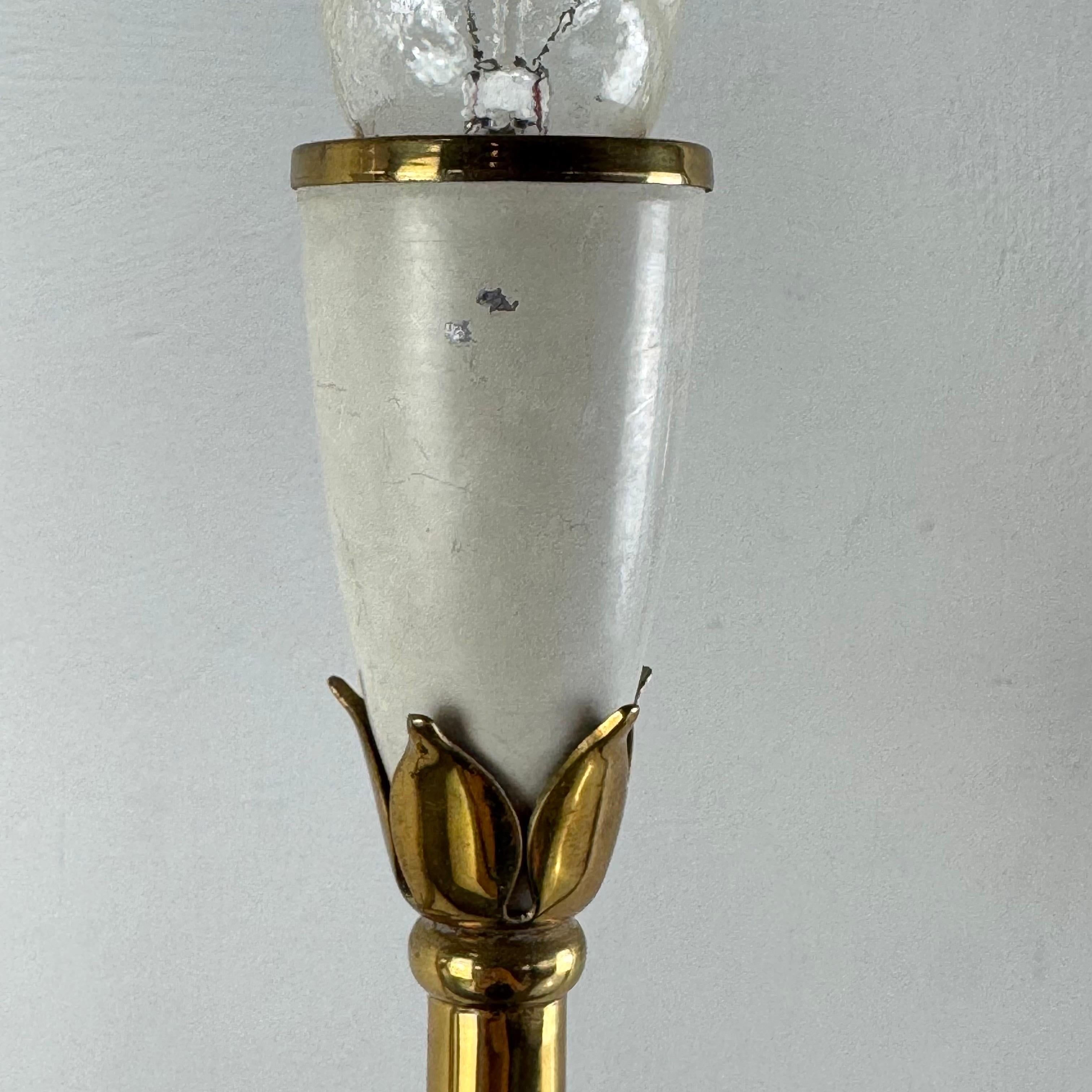 Paire d'appliques murales à deux lumières par Oscar Torlasco pour Lumi Milano, Italie, années 1950 en vente 10
