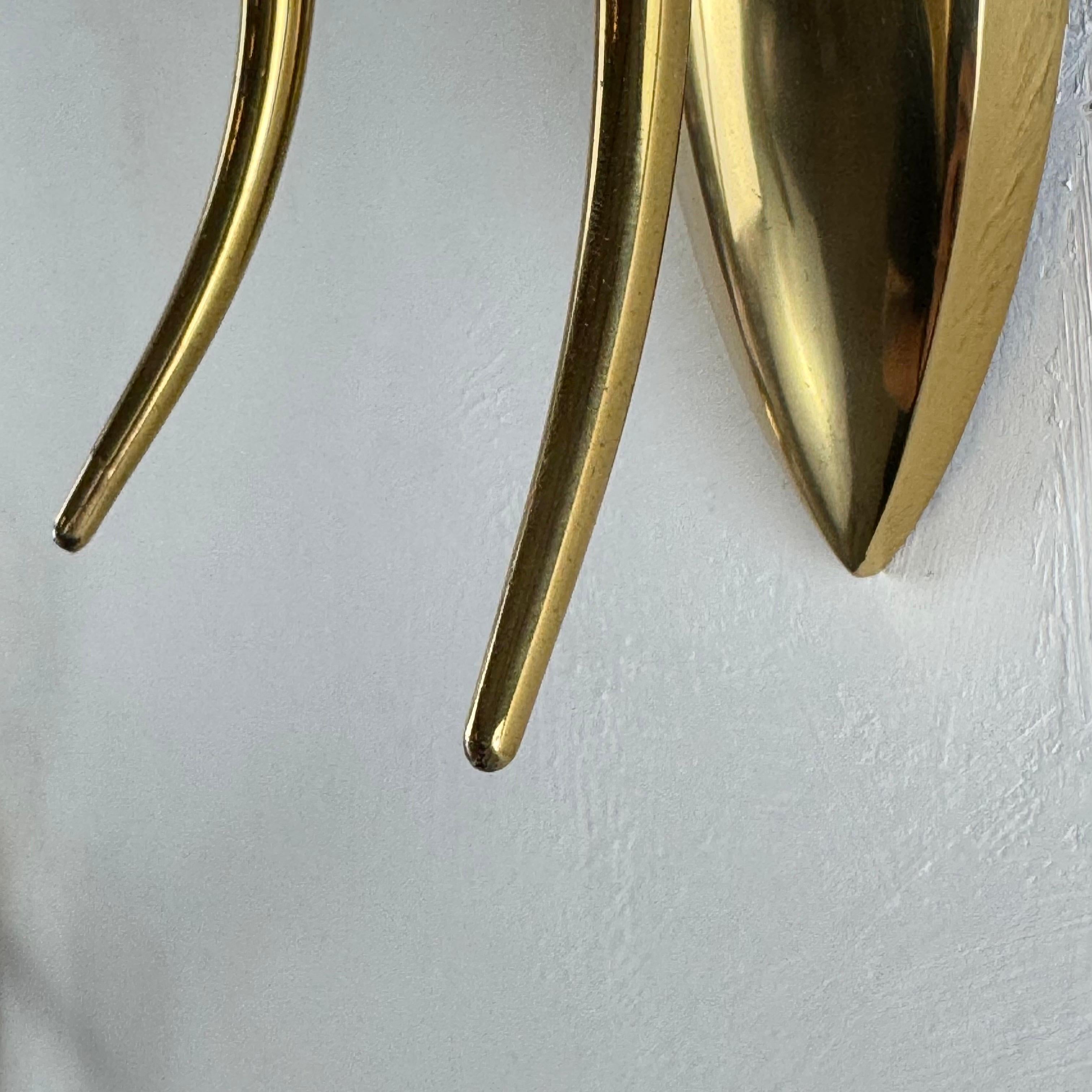 Métal Paire d'appliques murales à deux lumières par Oscar Torlasco pour Lumi Milano, Italie, années 1950 en vente