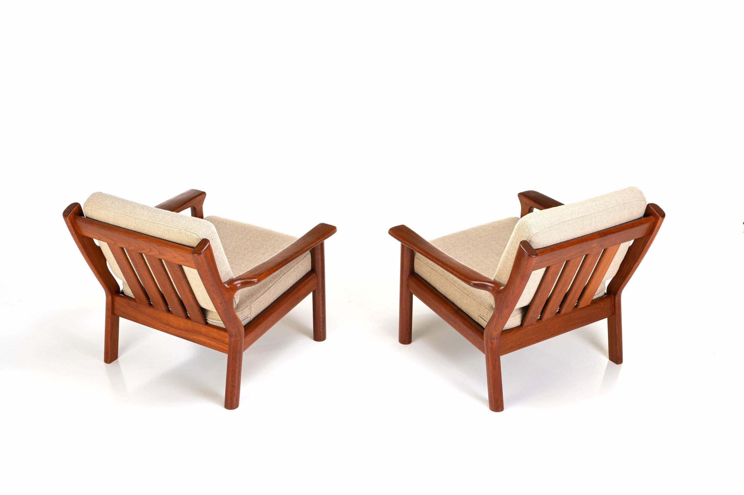 Danish Pair of Two Lounge Chairs by Glostrup Møbelfabrik, Denmark 1960s