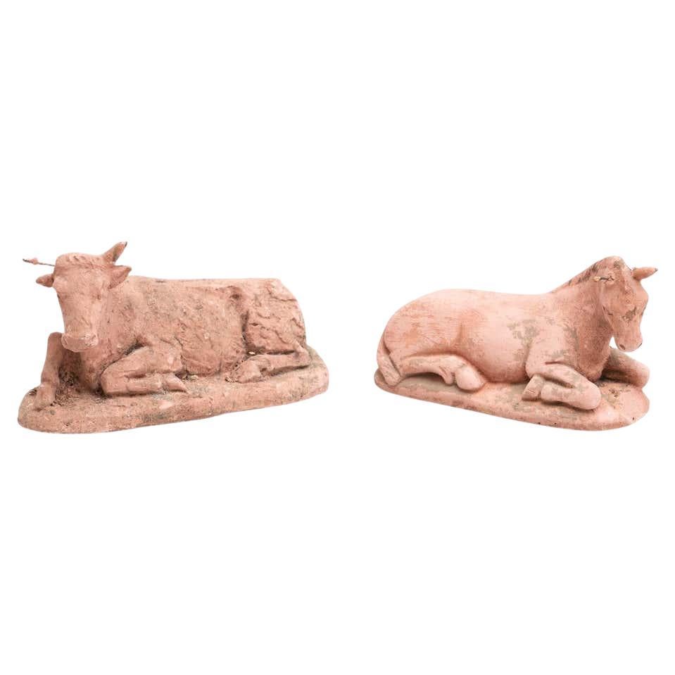 Deux sculptures d'animaux en argile du milieu du 20e siècle