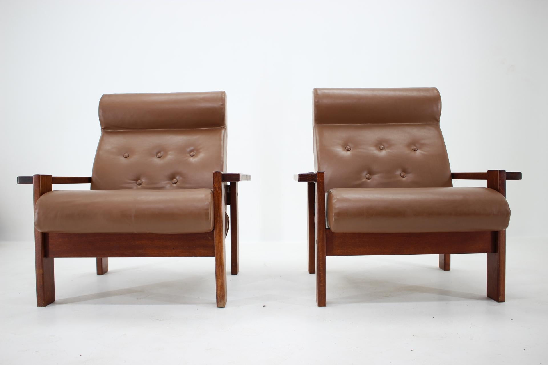 Late 20th Century Pair of Two Midcentury Leather Armchairs or Czechoslovakia, 1970s