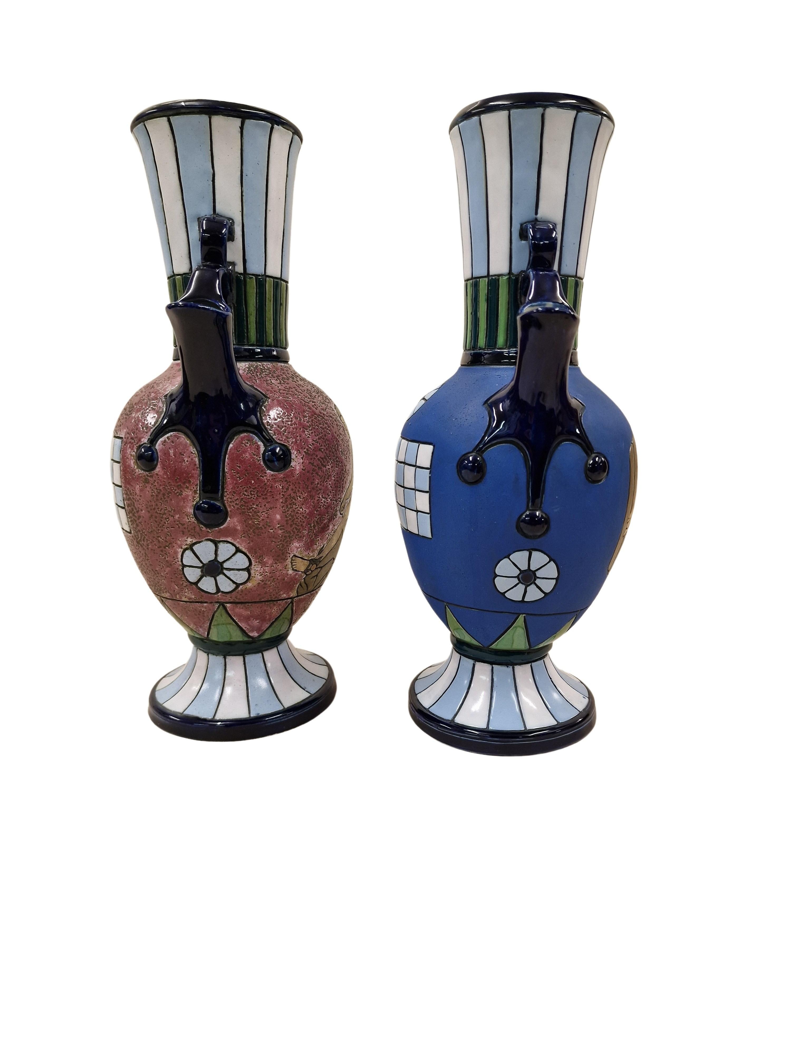 Paar seltene rückseitig verstellbare Vasen, Krüge, Keramik, Art déco, 1915 Amphora Tschechisch R (Frühes 20. Jahrhundert) im Angebot