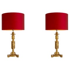 Zwei Tischlampen im Antikgold-Finish mit skulpturalem Design