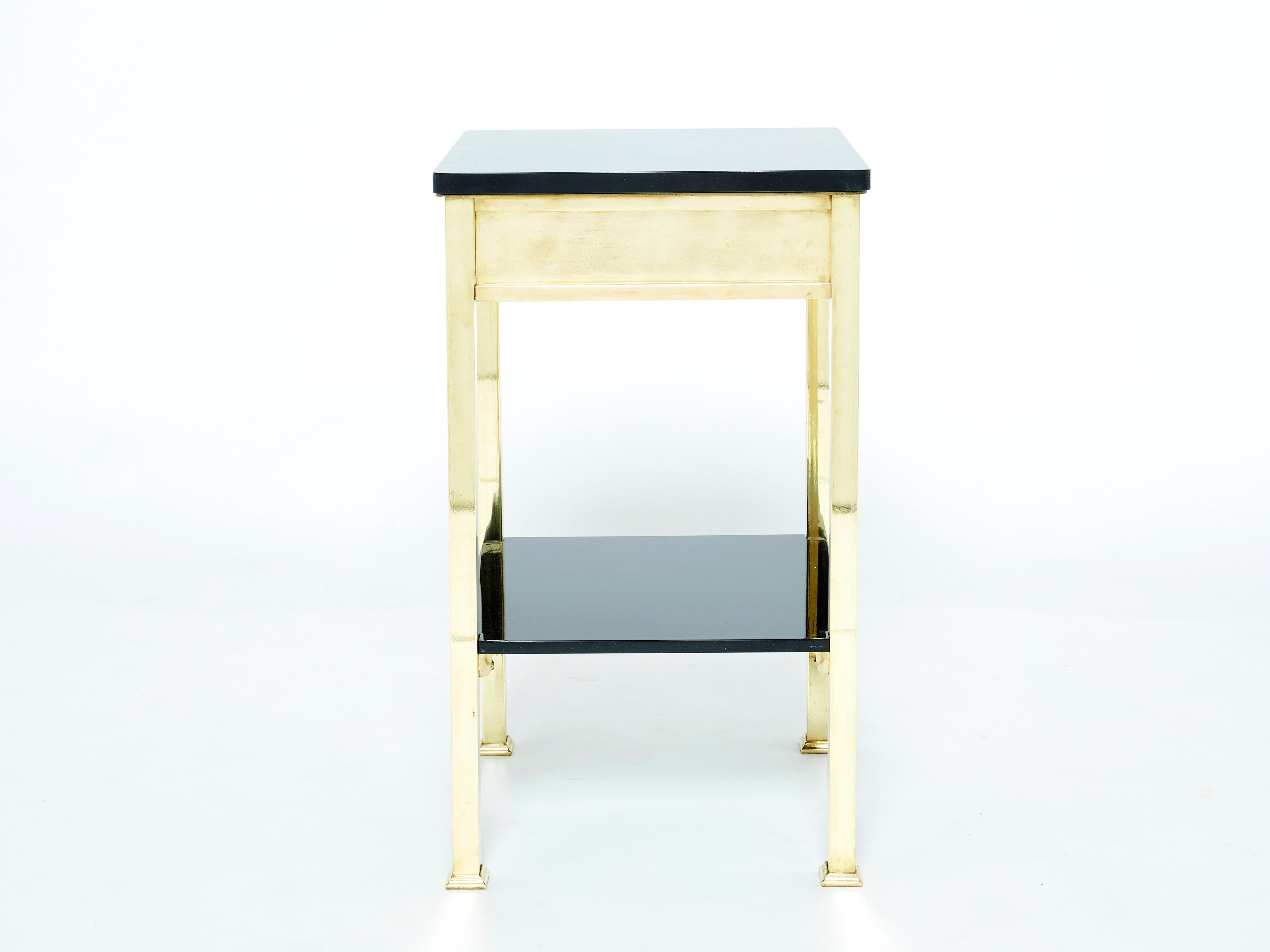 Pair of Two-Tier French Brass and Black Lacquer Night Stands 1960s For Sale 4