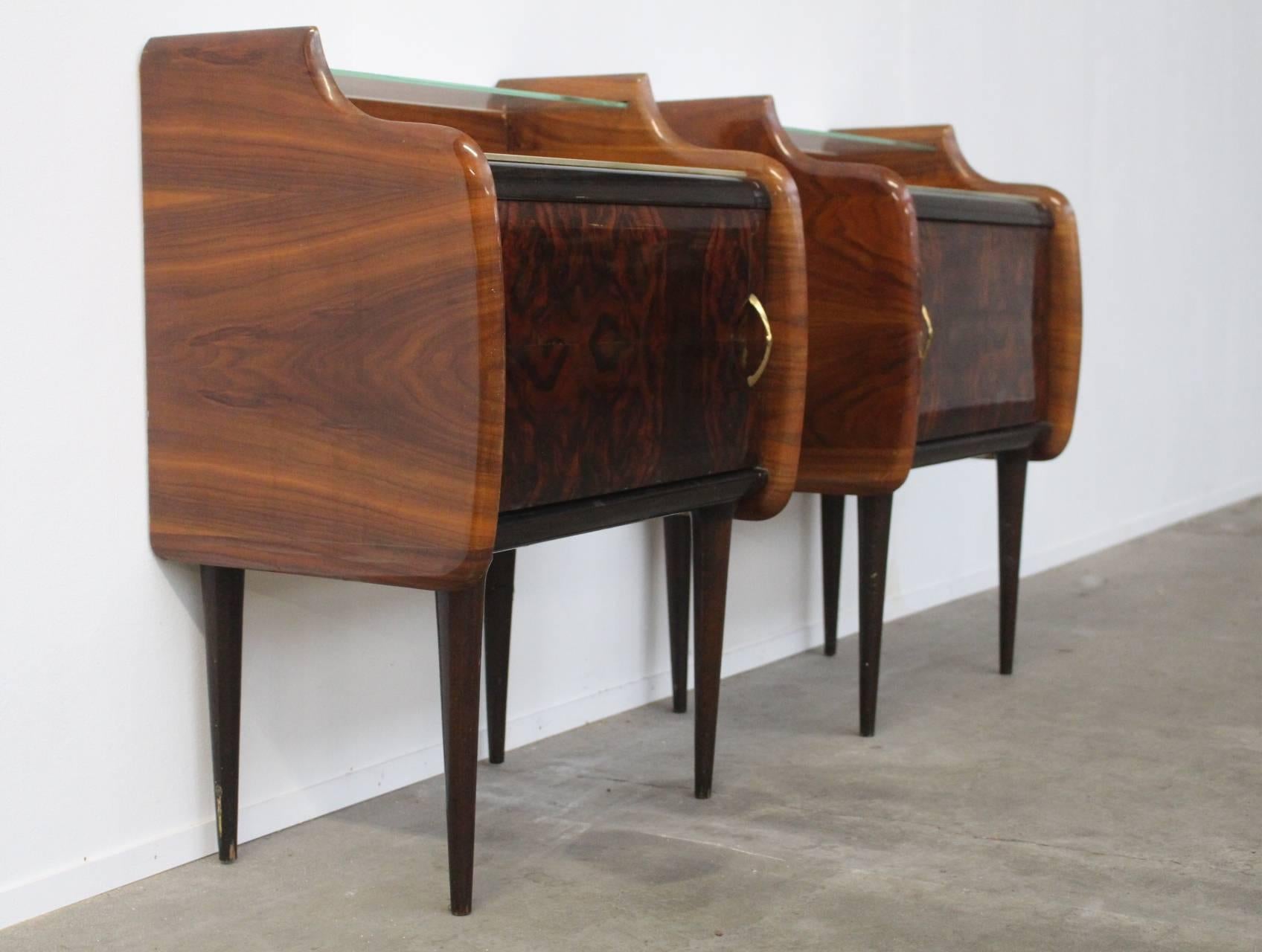 Pair of Two-Tiered Nightstands Attributed to Vittorio Dassi In Excellent Condition In Amsterdam, NL