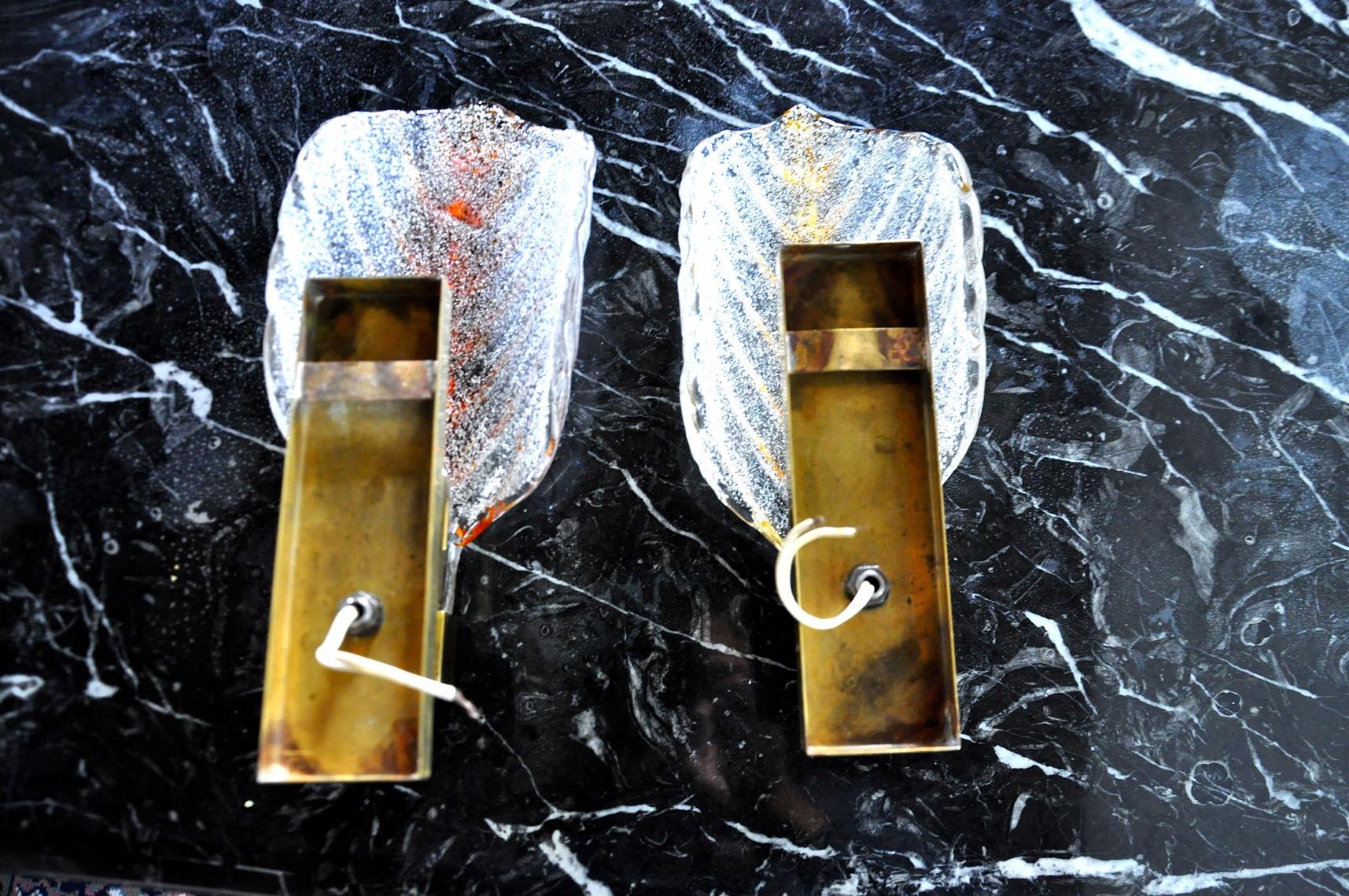 Pair of Two-Tone Murano Leaf Sconces Italy 1970 For Sale 1