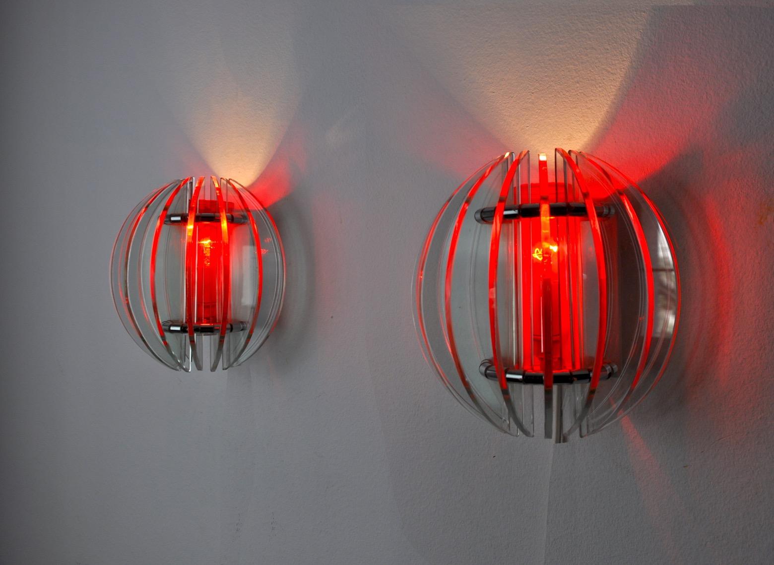 Pair of Two-Tone Veca Sconces, Italy, 1970s In Good Condition For Sale In BARCELONA, ES