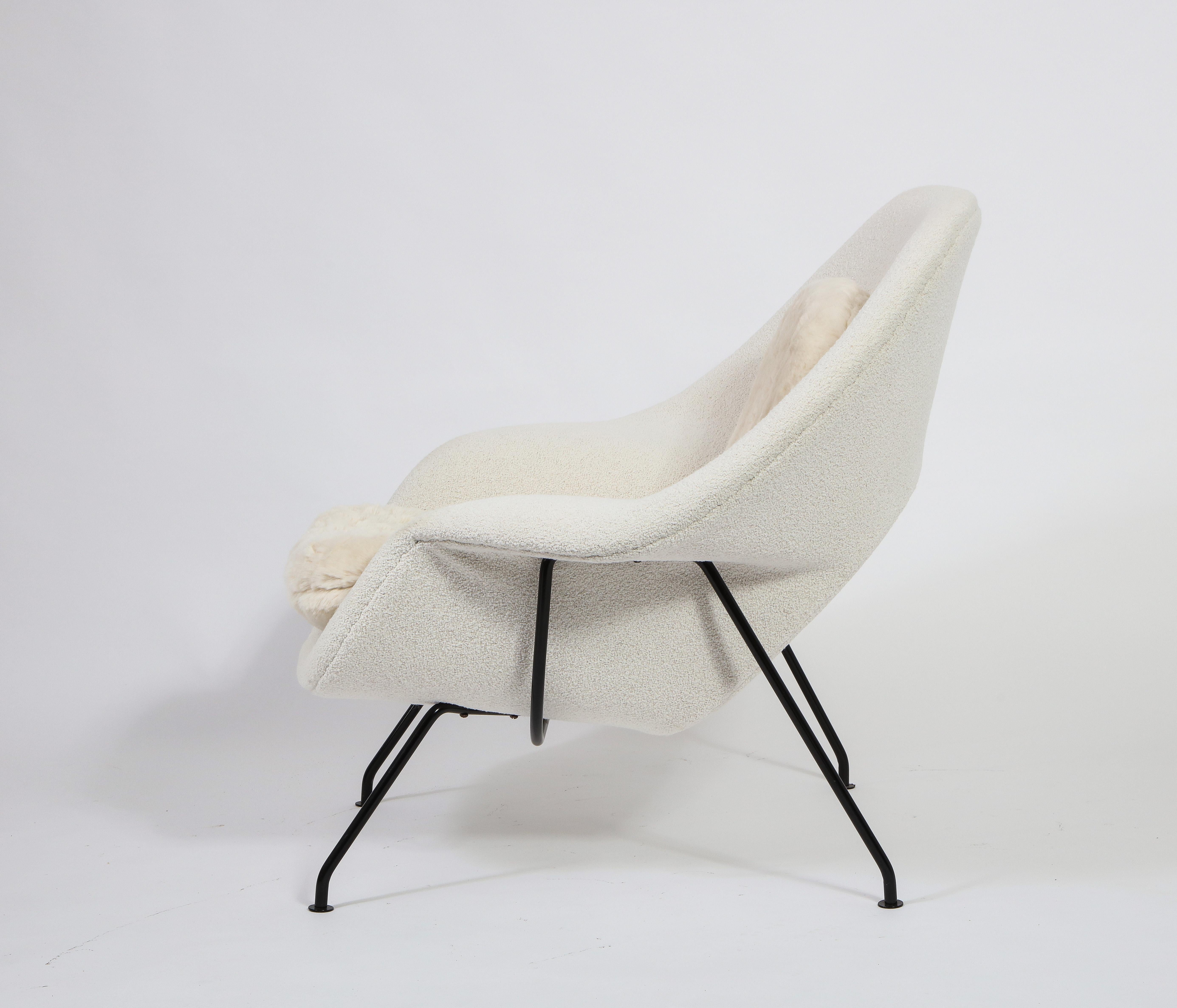 Paire de chaises en tissu bicolore avec poufs d'Eero Saarinen pour Knoll, États-Unis, 1955 en vente 1